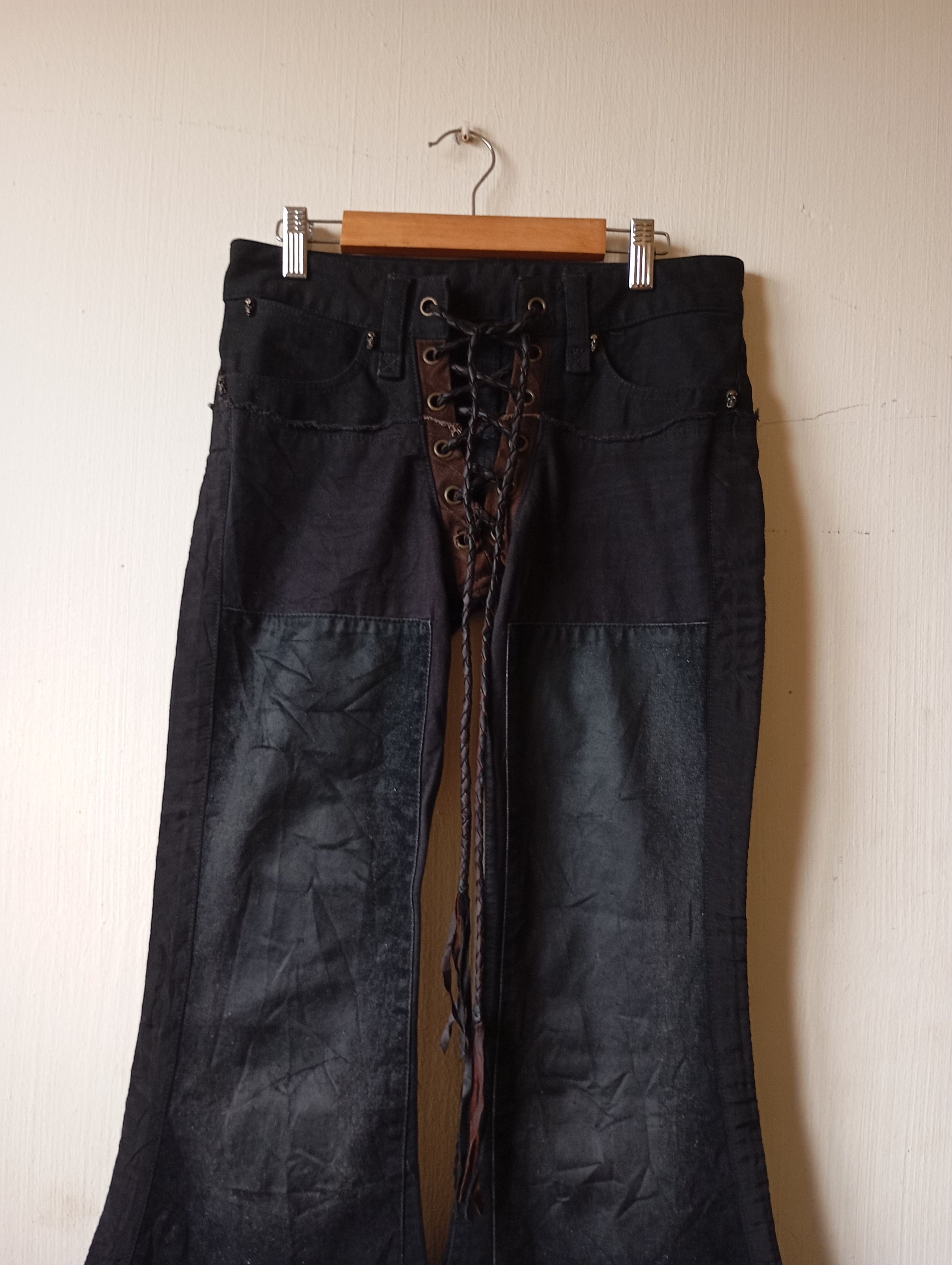 If Six Was Nine Ifsixwasnine black lace front 00s mud max flared denim Size 30" / US 8 / IT 44 - 2 Thumbnail