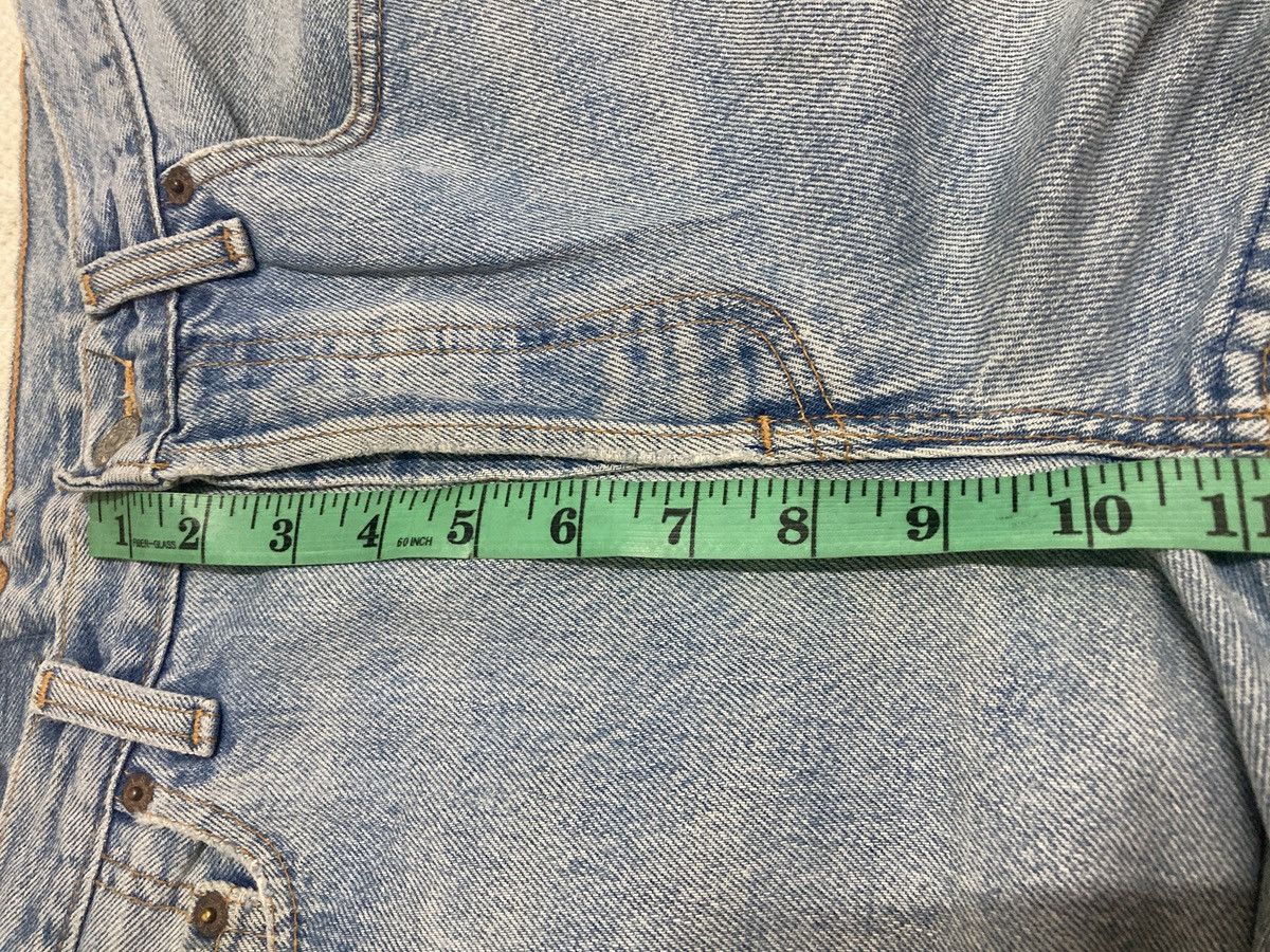 Levi's Vintage 90’s Levis 501 jeans Made in Canada for Men Size US 30 / EU 46 - 12 Thumbnail