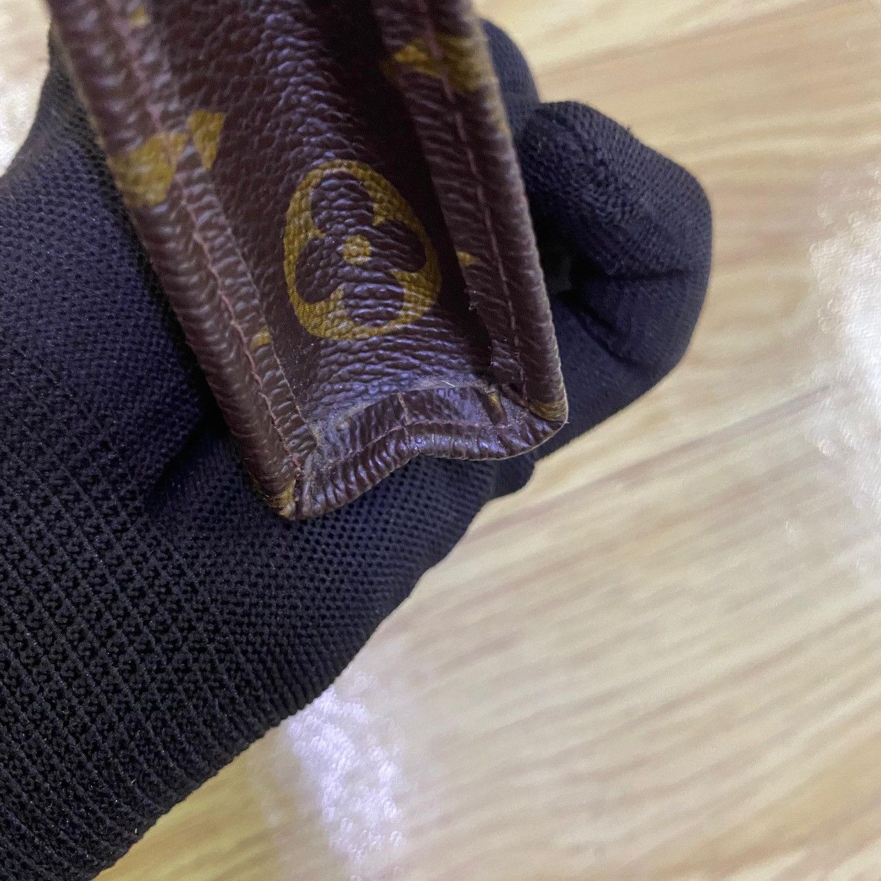 Louis Vuitton LV Monogram Clutch Vintage 1983 – ECLAIR Zip – France Size ONE SIZE - 12 Thumbnail
