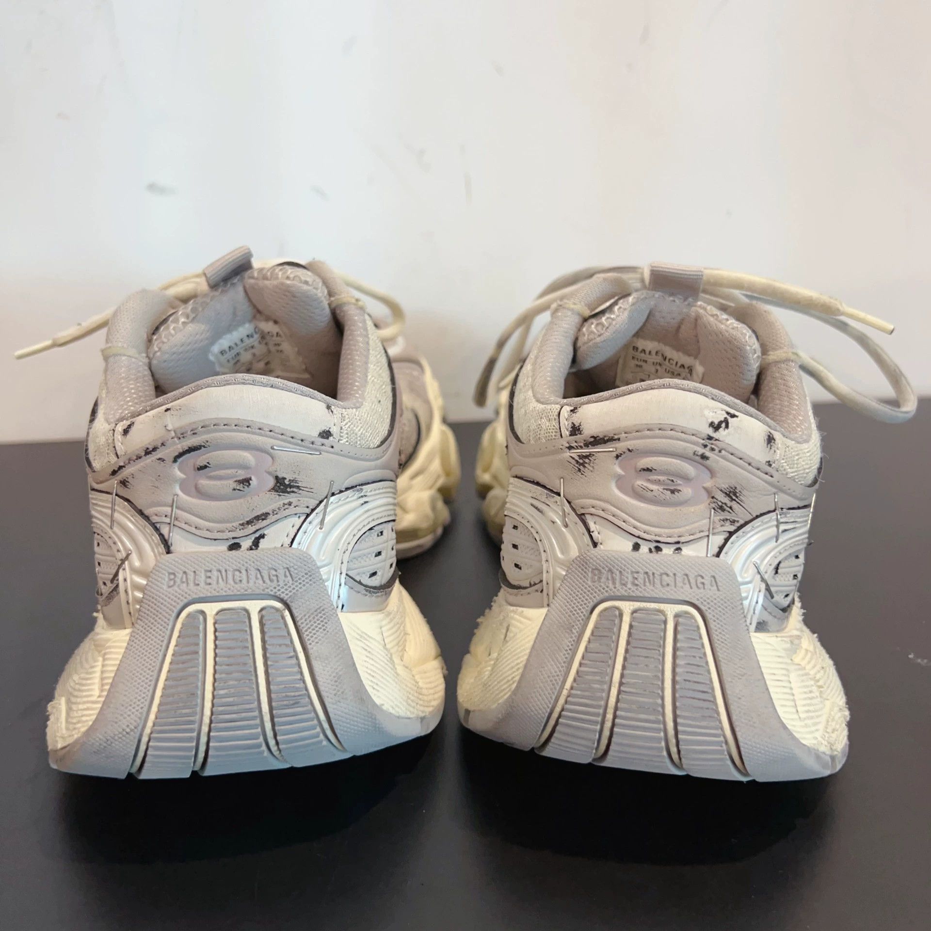 Balenciaga balenciaga dad sneakers size 36 Size US 5 / EU 37 - 4 Thumbnail