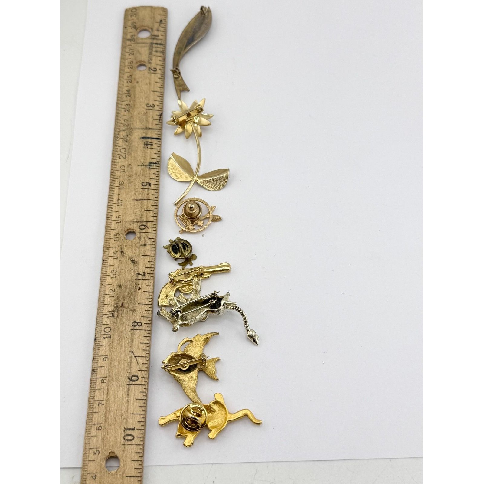 Vintage Vintage gold tone animal flower figural brooch pin lot of 8 Size ONE SIZE - 4 Thumbnail