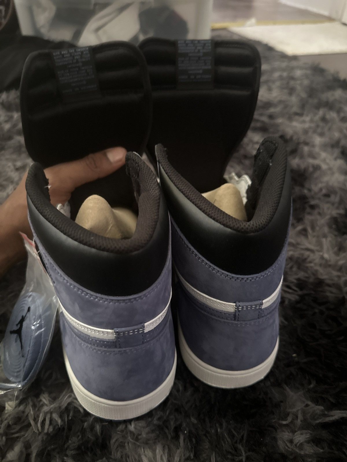 Nike Air Jordan retro 1 blue moon Size US 11 / EU 44 - 5 Thumbnail
