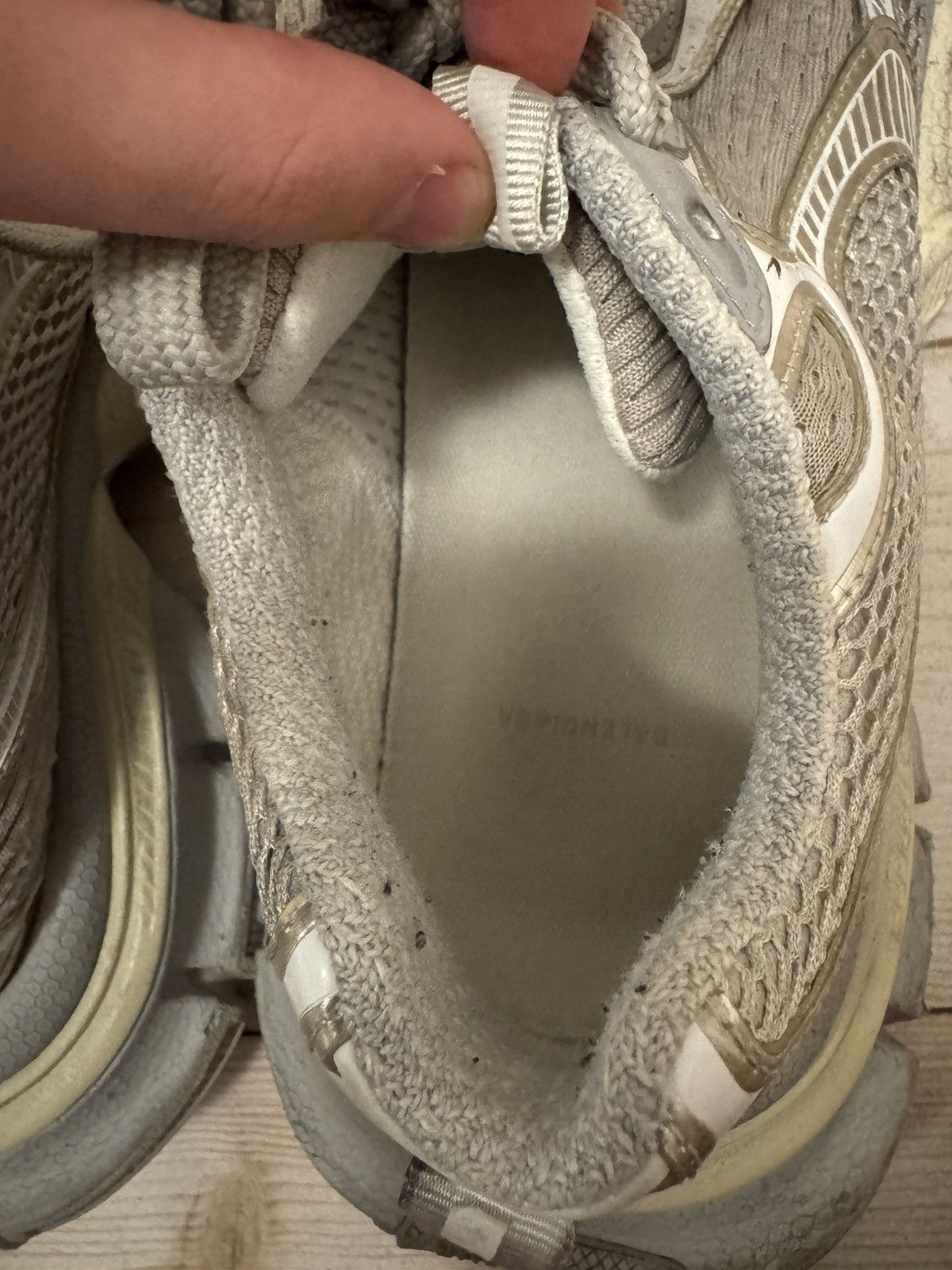 Balenciaga Balenciaga 3XL White Sneaker / 8 US / 41 / Unisex Size US 8 / EU 41 - 6 Thumbnail