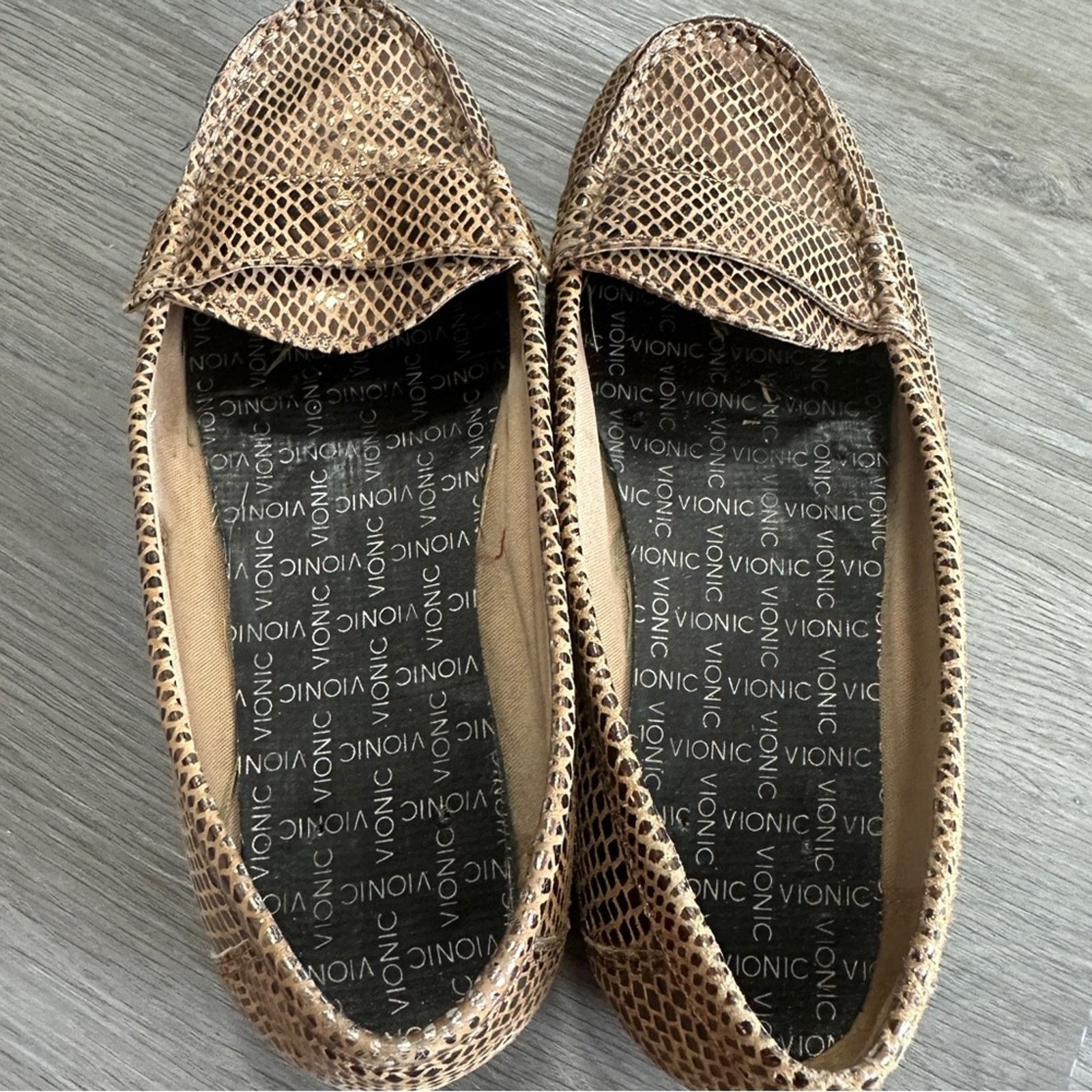 Vionic Vionic Orthotic Larrun Metallic Bronze Moccasin Flat Loafer Size US 6.5 / IT 36.5 - 10 Thumbnail