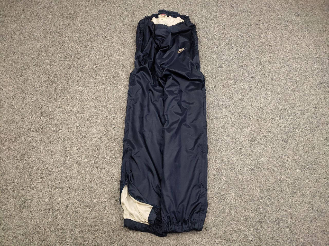 Nike Vintage 90s Nike Navy Nylon Track Pants Y2K Rare Retro Hype Size US 36 / EU 52 - 2 Thumbnail