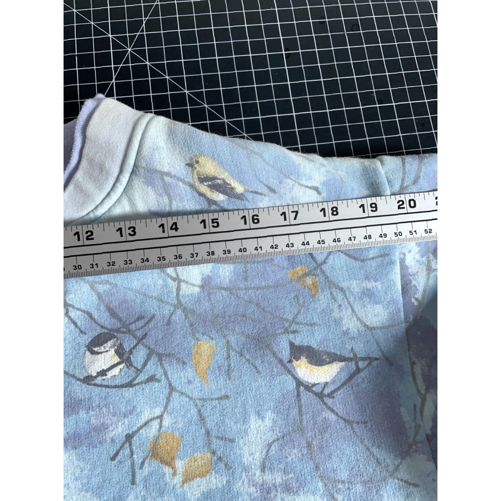 Vintage VINTAGE Artisans Sweatshirt Cardigan Women Large Blue AOP 90s Birds Nature Trees Graphic Print Free Shipping on 2nd Item Size L / US 10 / IT 46 - 7 Thumbnail