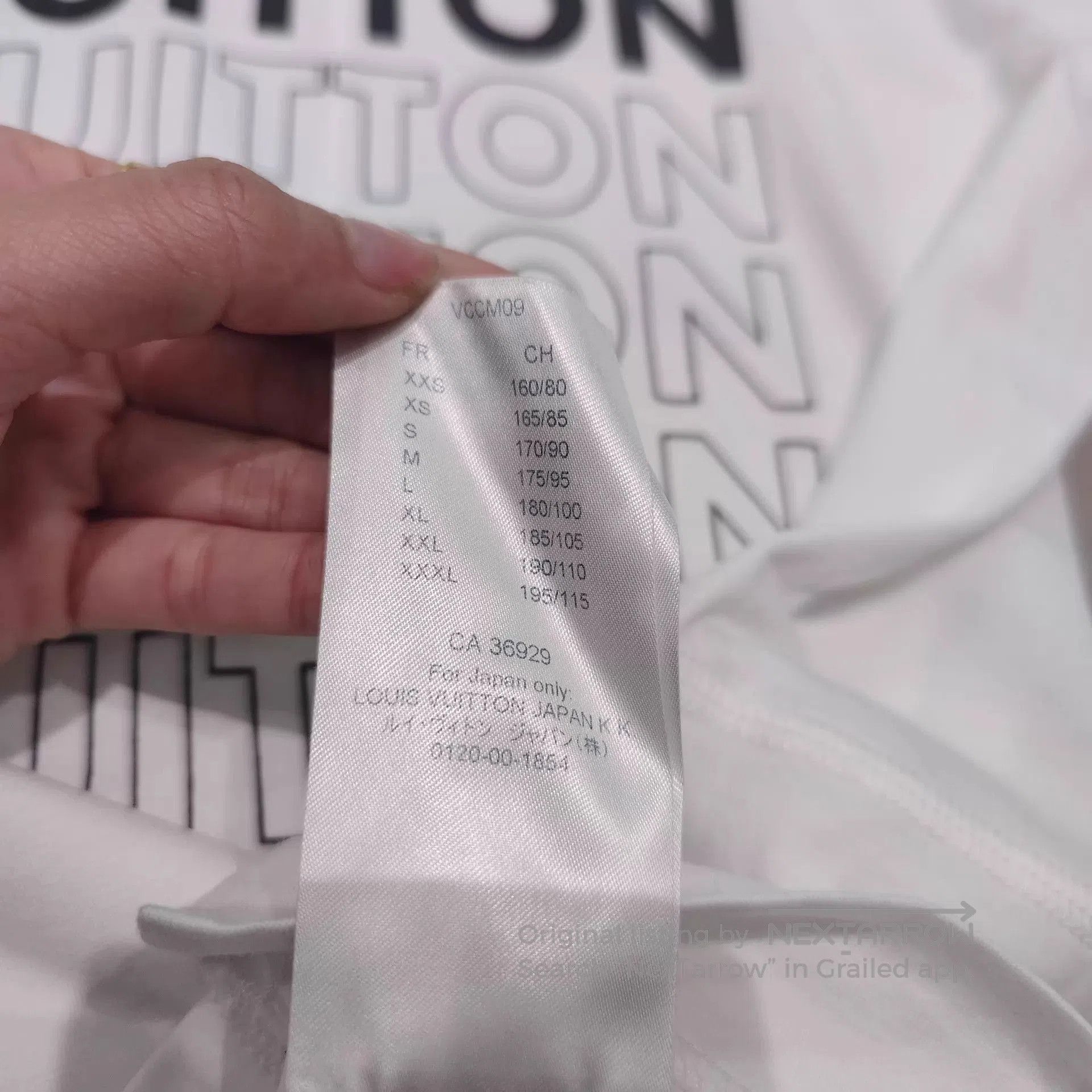 Louis Vuitton White Short-Sleeve Graphic Print T-Shirt. Size US S / EU 44-46 / 1 - 7 Thumbnail