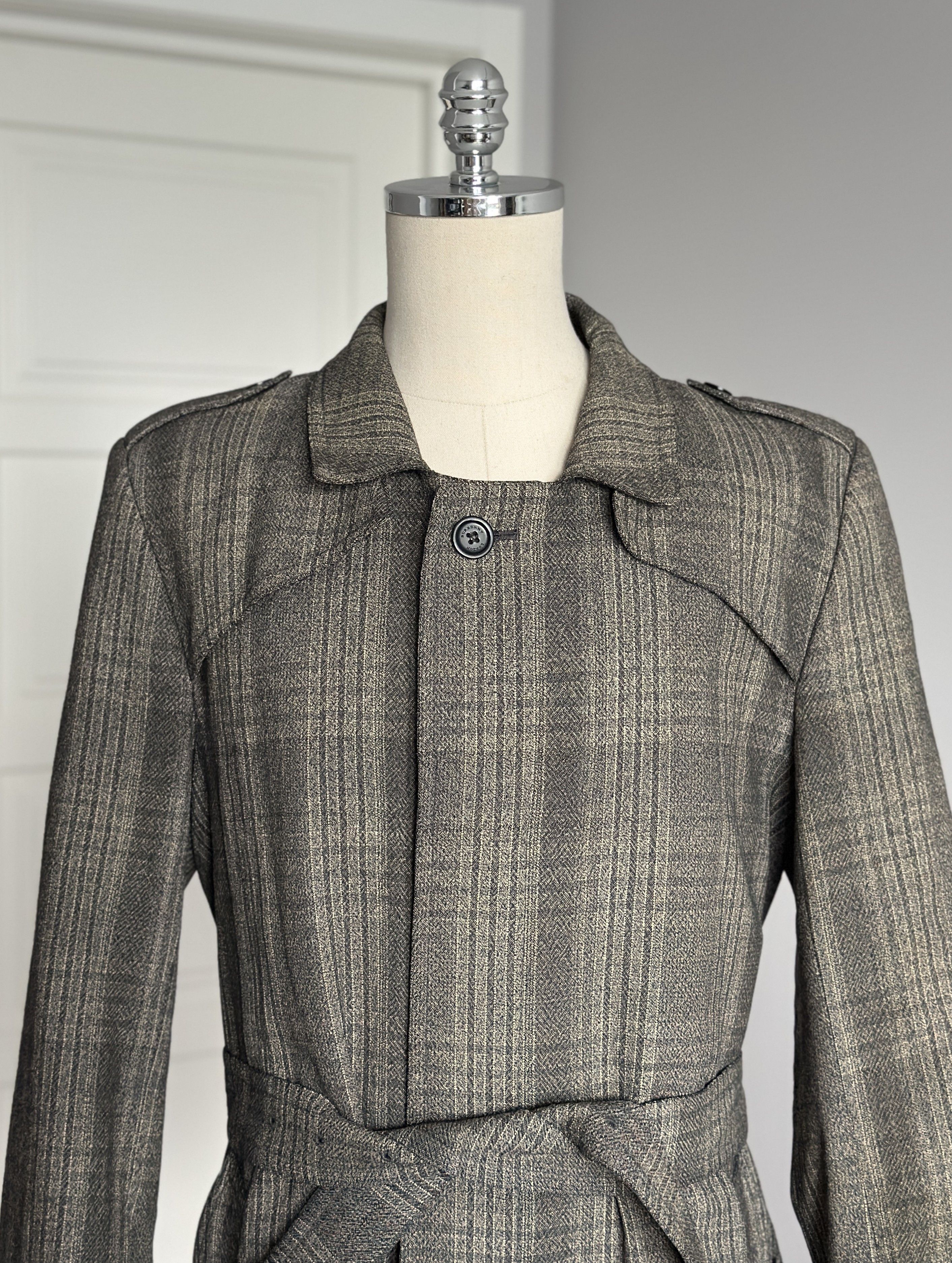Burberry BURBERRY London Wool Trench Coat With Vintage Effect England Size US M / EU 48-50 / 2 - 2 Thumbnail