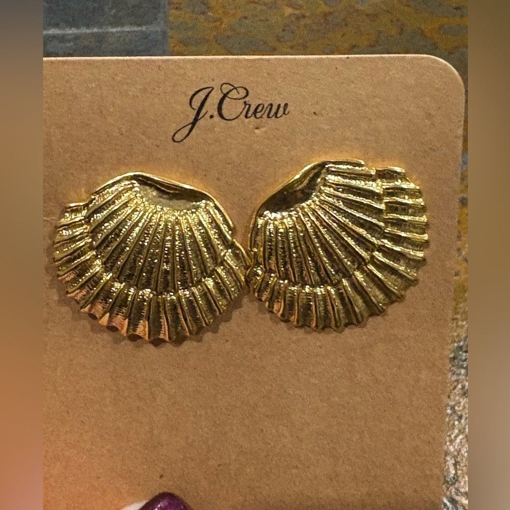 J.Crew J.Crew Gold Seashell Statement Stud Earrings – NWOT Size ONE SIZE - 5 Thumbnail