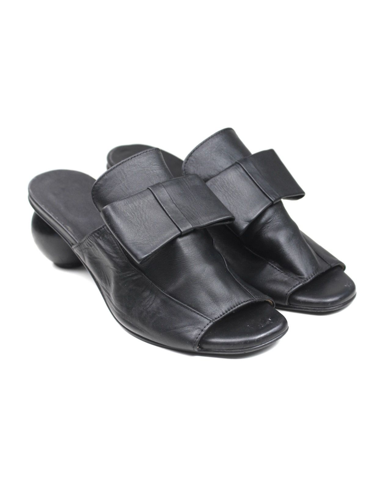 Japanese Brand 2000S JAPANESE MADE SCULPTURAL SPHERE-HEEL LEATHER MULES Size US 7.5 / IT 37.5 - 2 Thumbnail