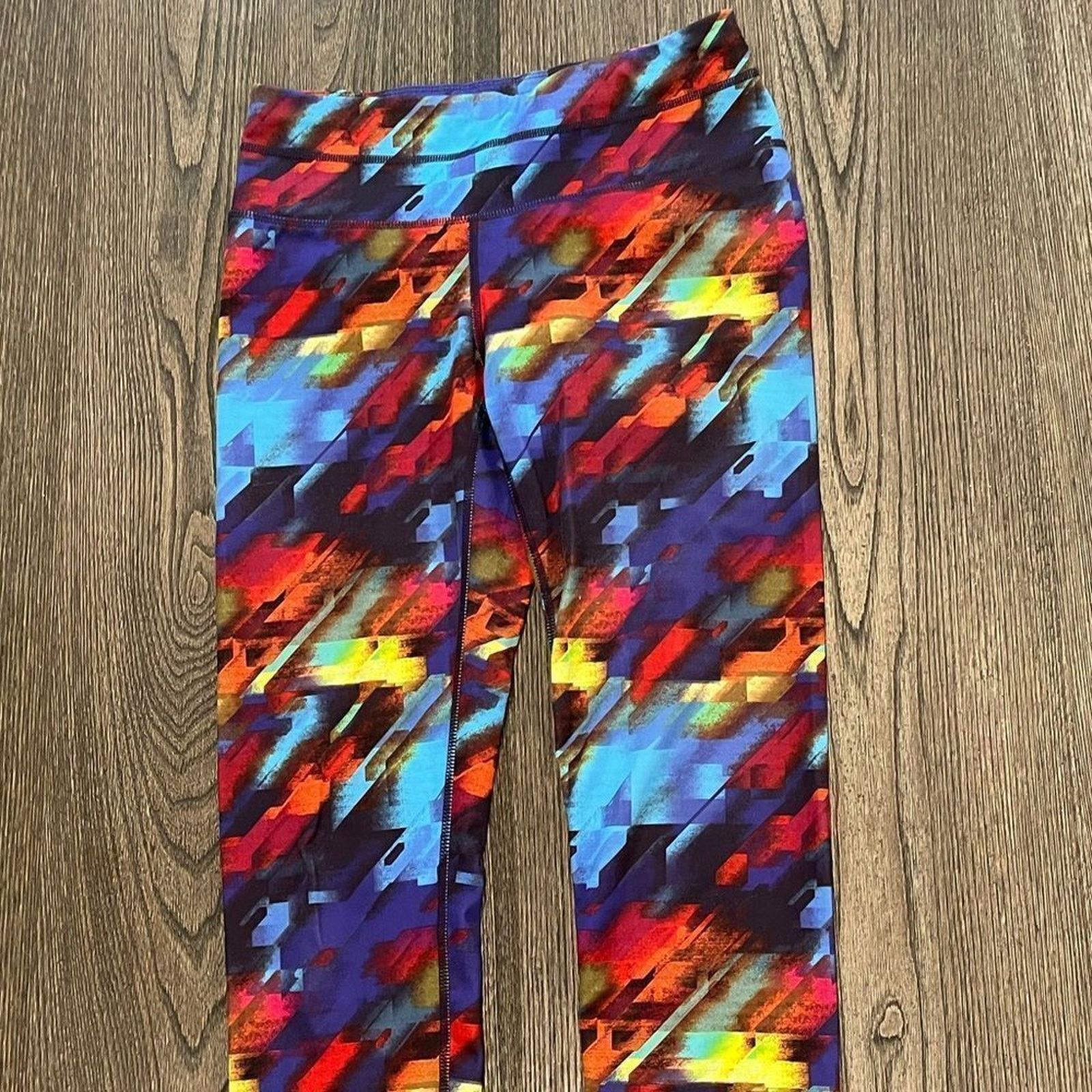 Athleta Athleta Colorburst Sonar Rainbow Leggings Size XS Size 25" / US 0 / IT 36 - 3 Thumbnail