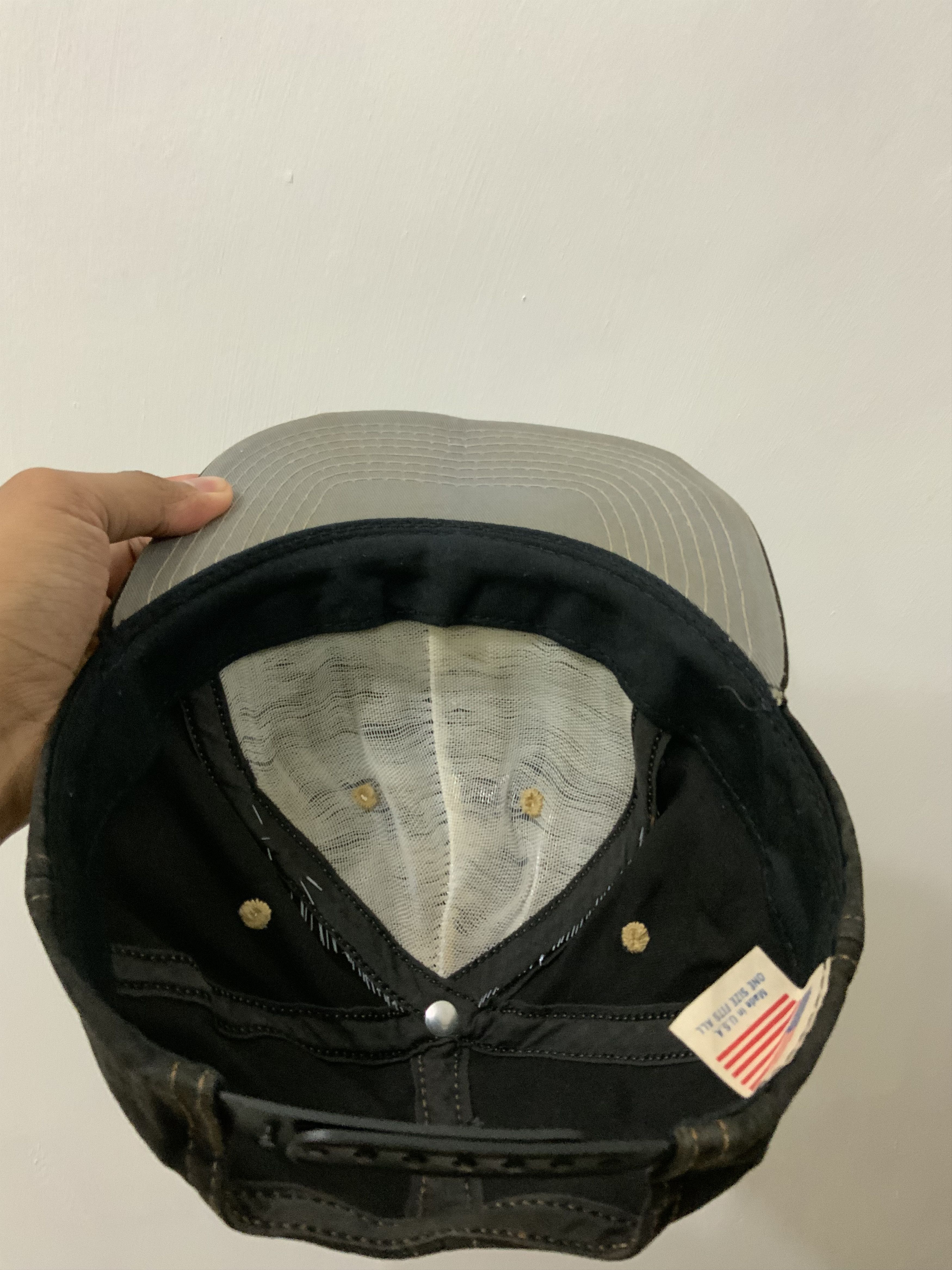 Vintage Vintage Fade R Made in USA Hat Size ONE SIZE - 11 Thumbnail