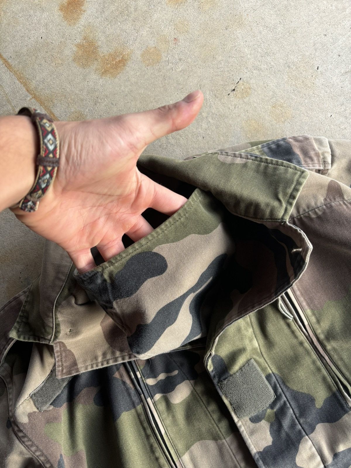 Vintage Crazy 90s Woodland Camo Balaclava Button Up Military Jacket Size US L / EU 52-54 / 3 - 4 Thumbnail