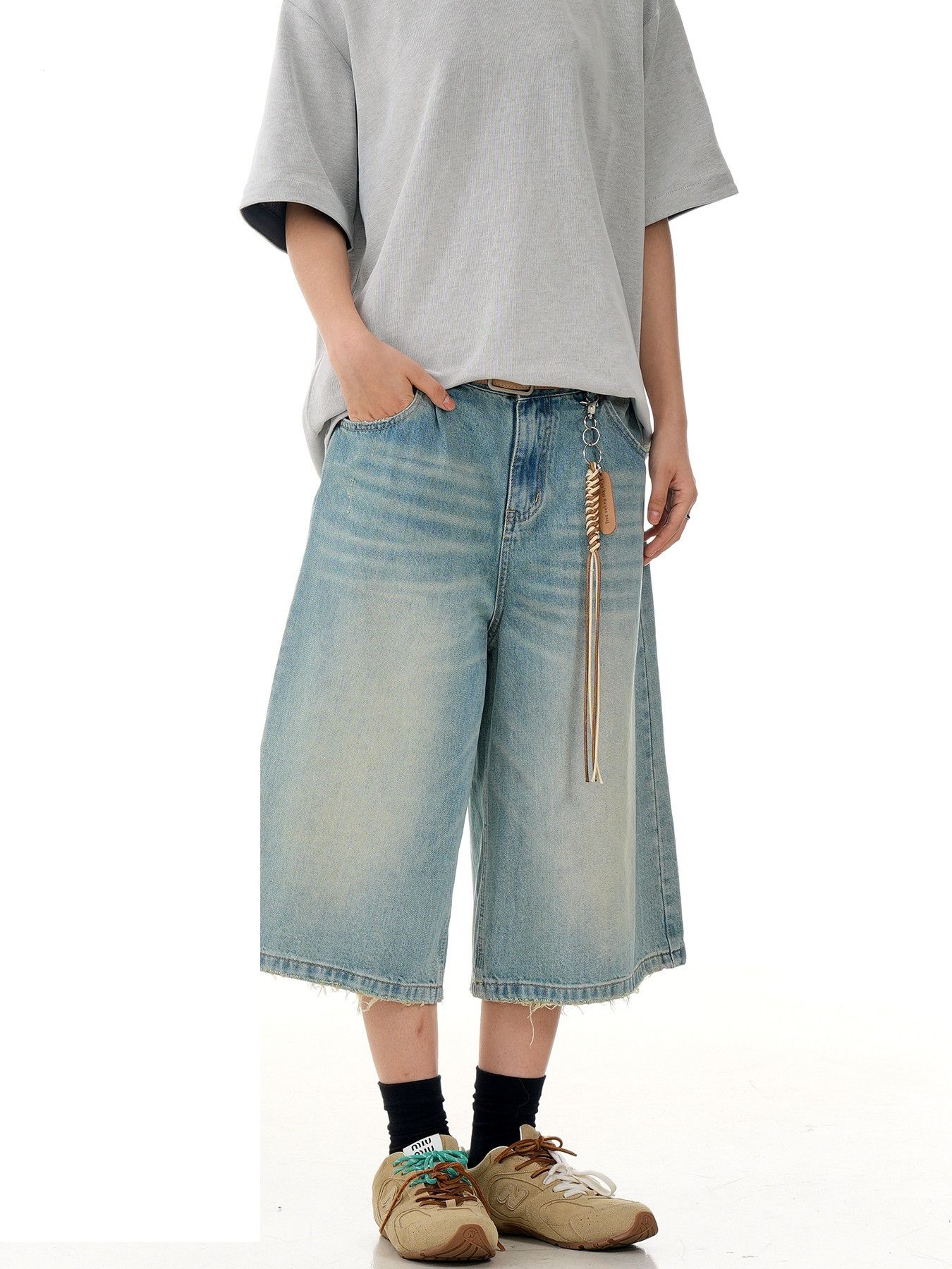 Vintage Men's Loose Straight Wide-Cut Curved-Seam Denim Shorts Size US 32 / EU 48 - 3 Thumbnail