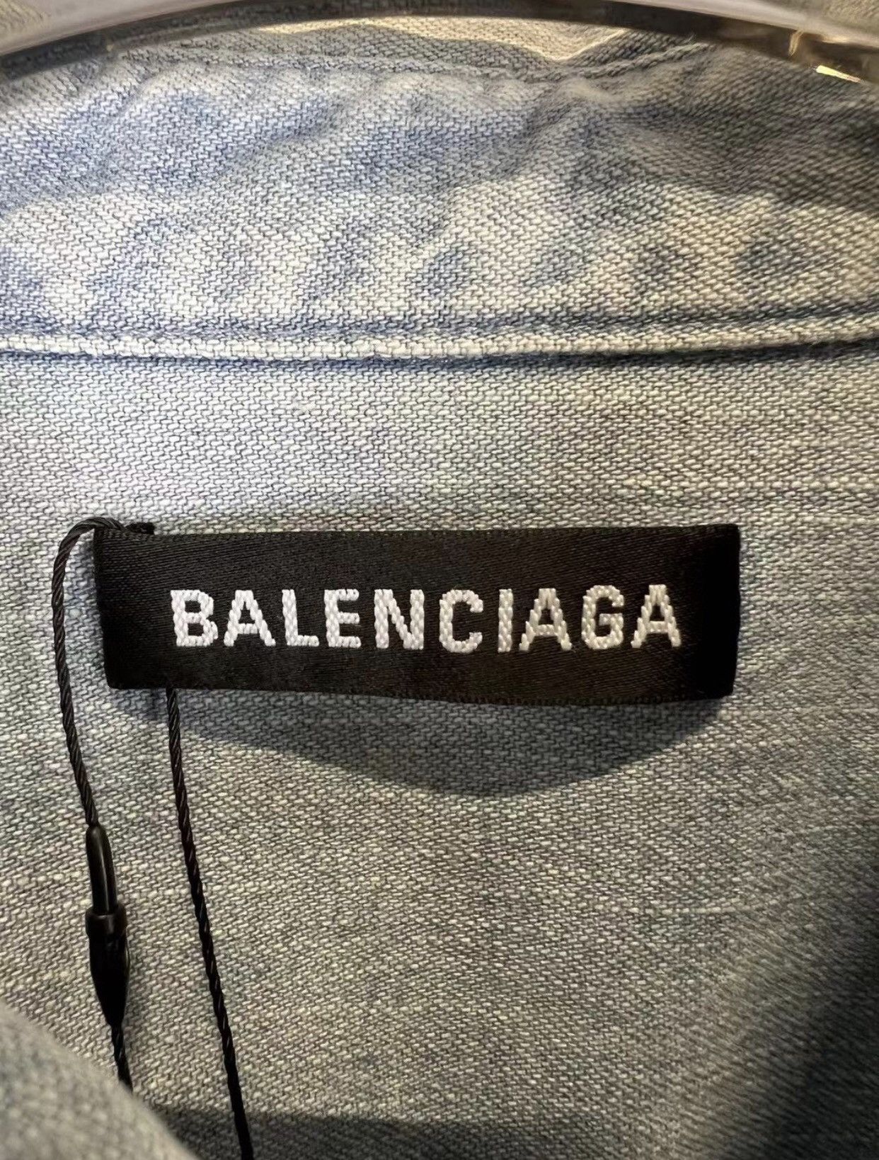 Balenciaga BALENCIAGA back logo denim shirt jacket 2412-Nextarrow Size US M / EU 48-50 / 2 - 3 Thumbnail