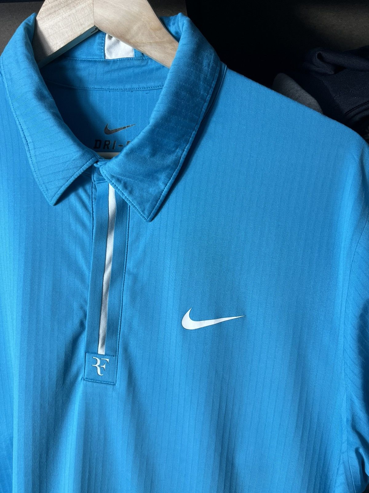 Nike 🎾 Nike Roger Federer DryFit Polo Shirts Australian Open 2010 Size US L / EU 52-54 / 3 - 5 Thumbnail