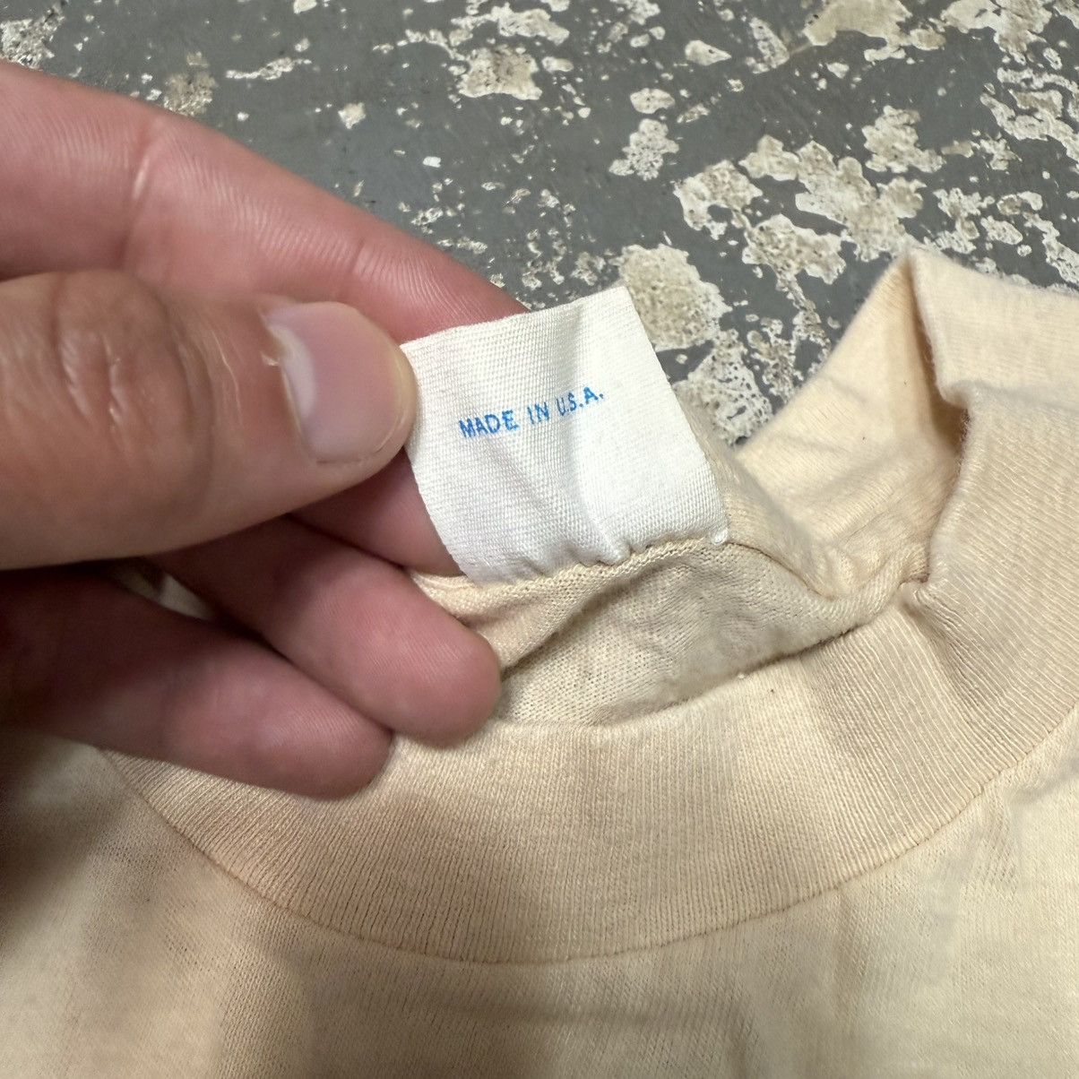 Other True Vintage I Love You Denver Tan/Cream 70s Belton Tshirt Size US L / EU 52-54 / 3 - 5 Thumbnail
