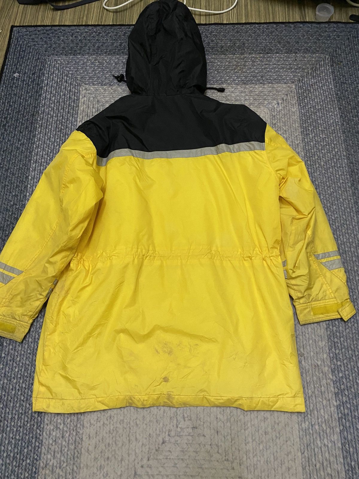 Vintage Vintage Official Tour De France Raincoat Size US XL / EU 56 / 4 - 4 Thumbnail
