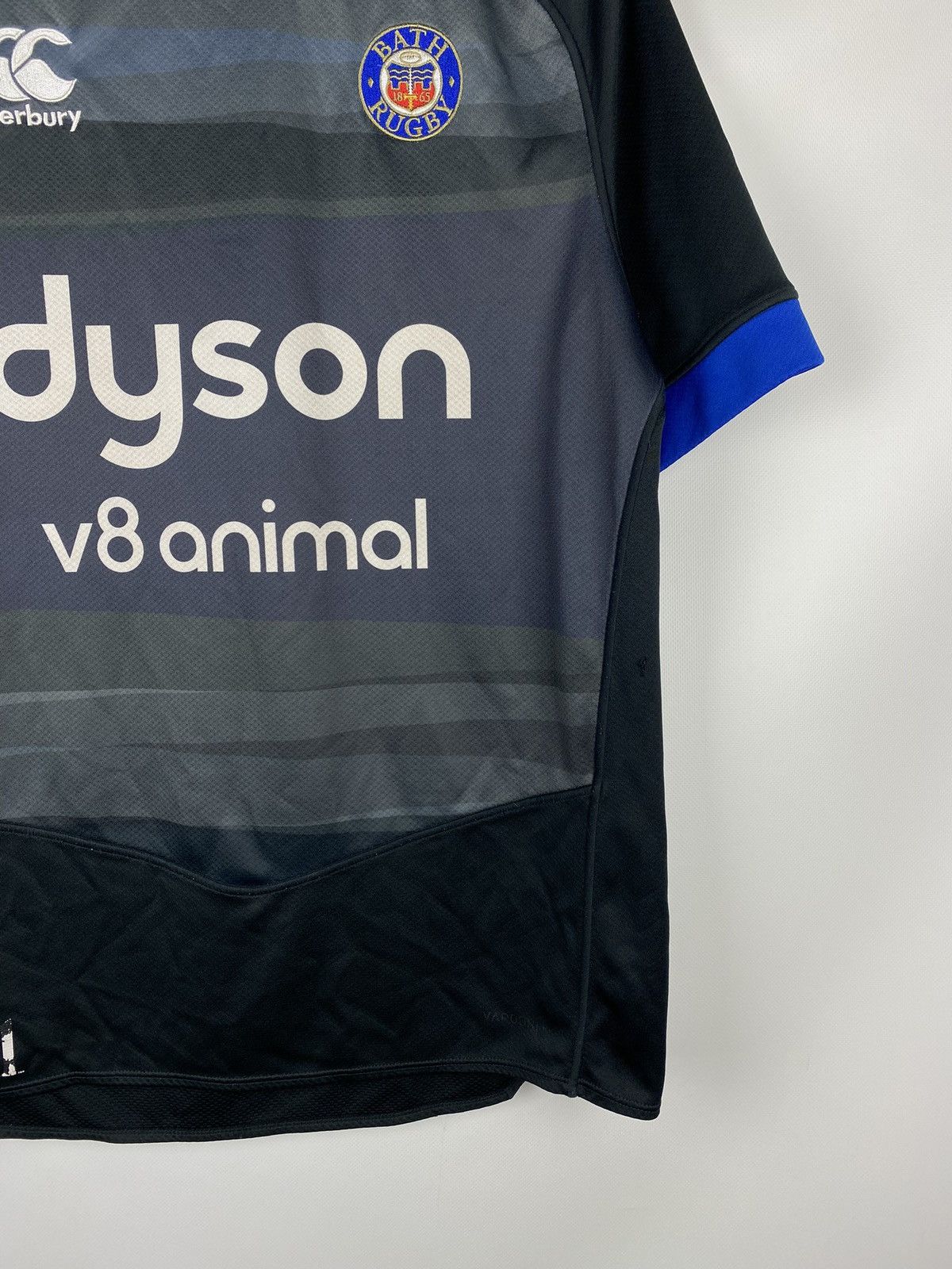 Canterbury of New Zealand Canterbury Bath Rugby men’s Away Rugby Shirt Jersey Size L Size US L / EU 52-54 / 3 - 6 Thumbnail