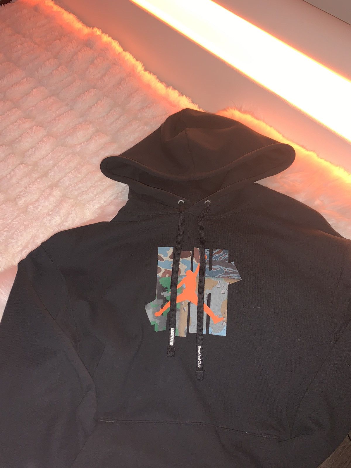 Jordan Brand × Nike × Undefeated Jordan X Undefeated Hoodie Mens Small Size US S / EU 44-46 / 1 - 1 Thumbnail