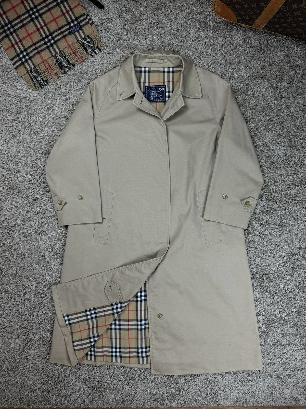 Burberry × Vintage Vintage trench coat Burberry original luxury streetwear item Size M / US 6-8 / IT 42-44 - 1 Thumbnail