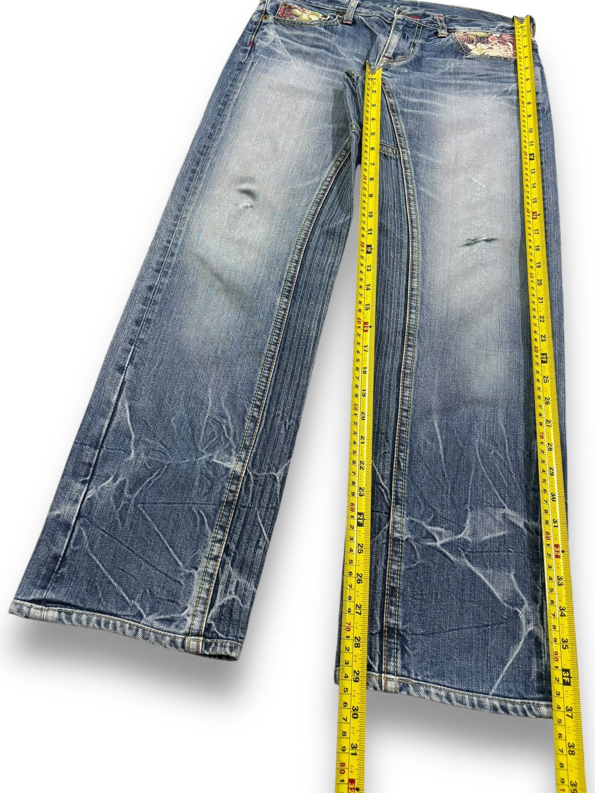Japanese Brand Vintage Eternal Floral Cracked Washed Distressed Jeans Size US 30 / EU 46 - 14 Thumbnail