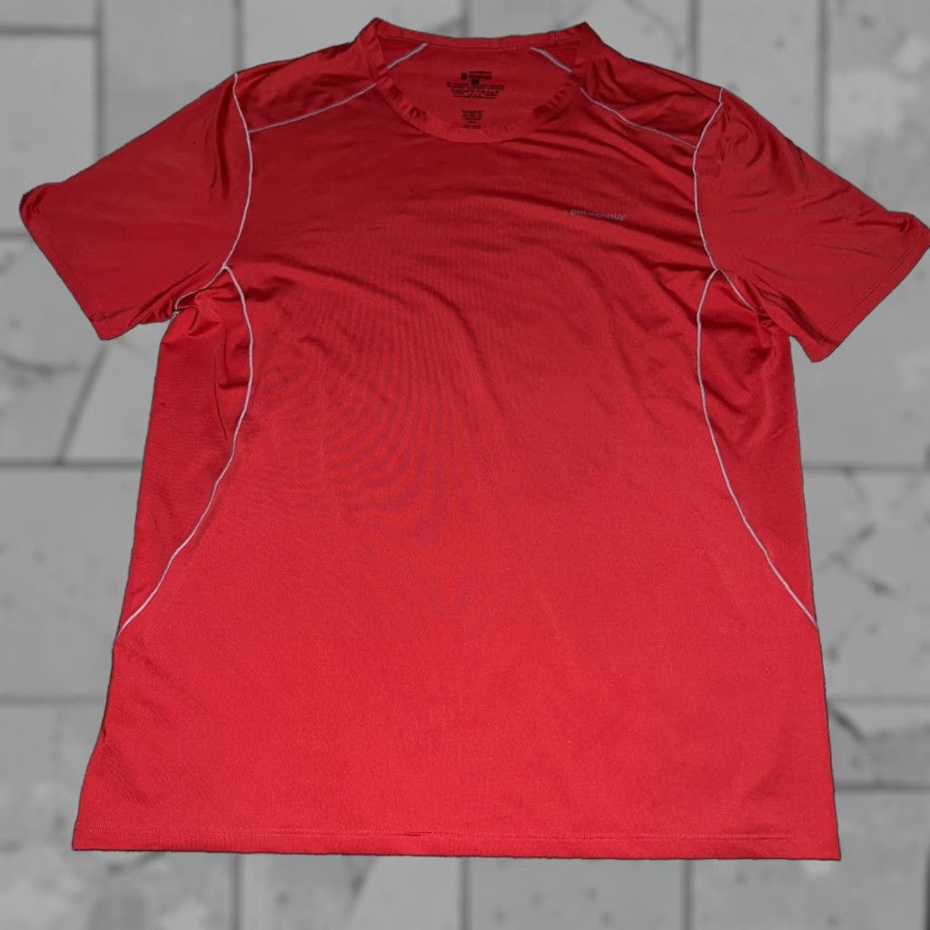 Patagonia Patagonia T-Shirt Mens Size L Red Athletic Stretchy Shirt Size US L / EU 52-54 / 3 - 1 Thumbnail