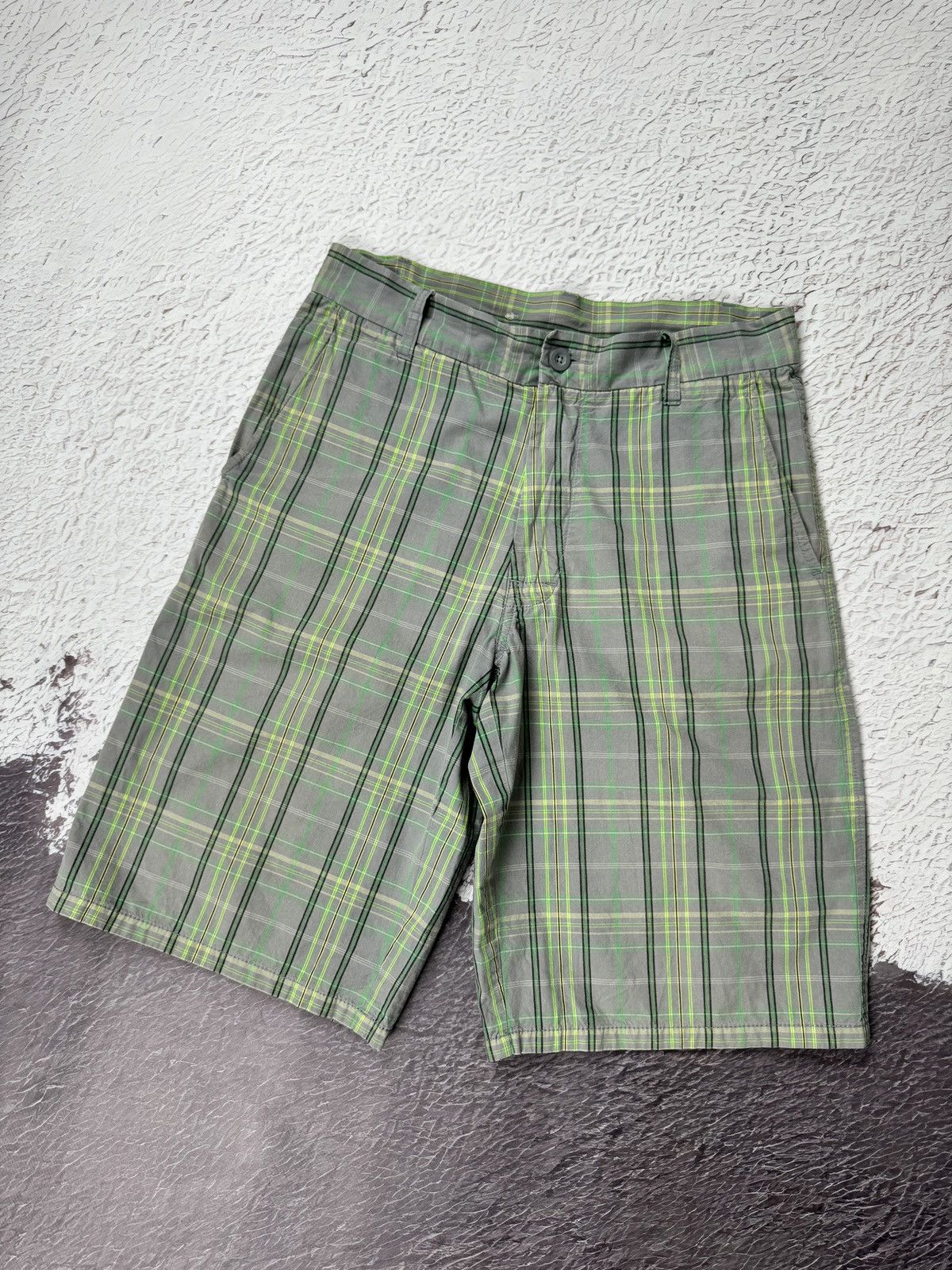 Carhartt Carhartt Freight Bermuda vintage checkered shorts size 29 Size US 29 - 2 Thumbnail