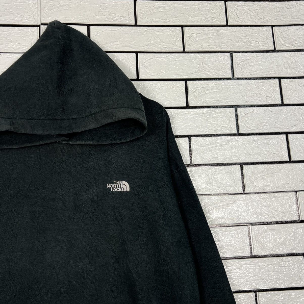 The North Face THE NORTH FACE Embroidered Logo Pullover Hoodies #4213-C192 Size US XXL / EU 58 / 5 - 5 Thumbnail