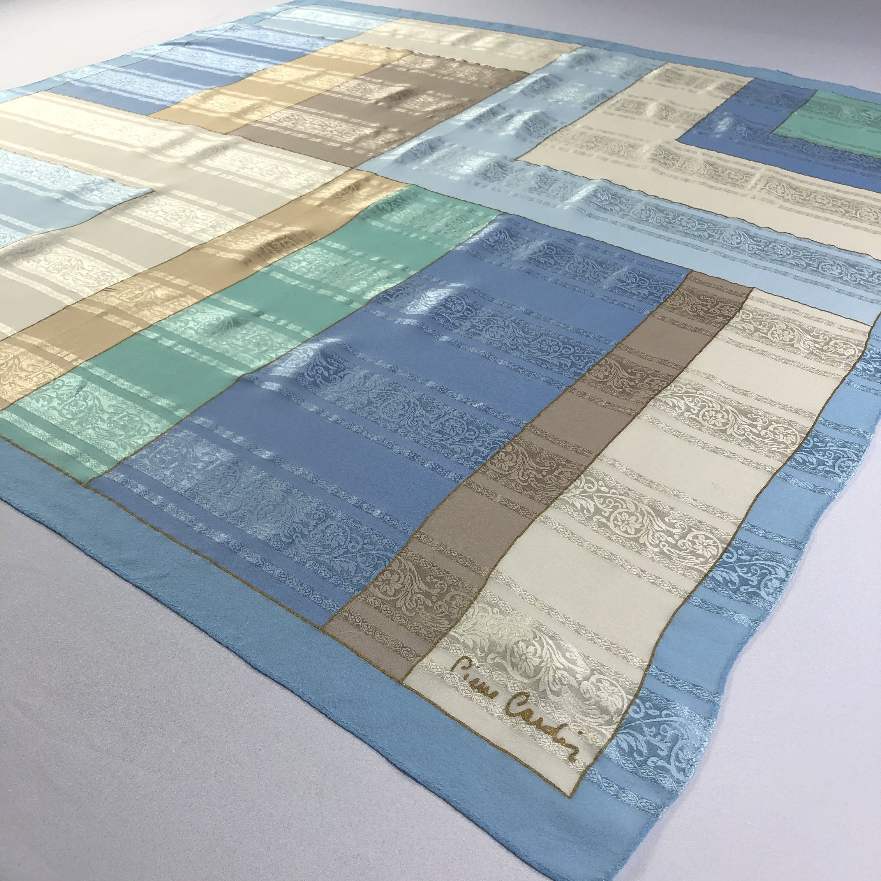 Pierre Cardin × Vintage Vintage Pierre Cardin Silk Scarf Size ONE SIZE - 3 Thumbnail