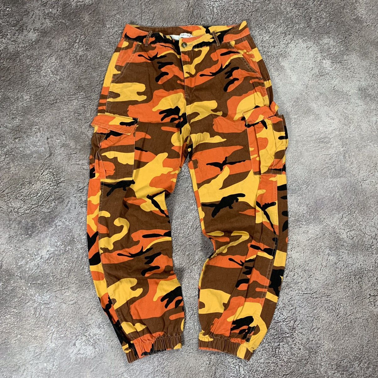 Vintage Vintage 90s Japanese Baggy Cargo Pants Camo Streetwear 30 Size US 30 / EU 46 - 2 Thumbnail