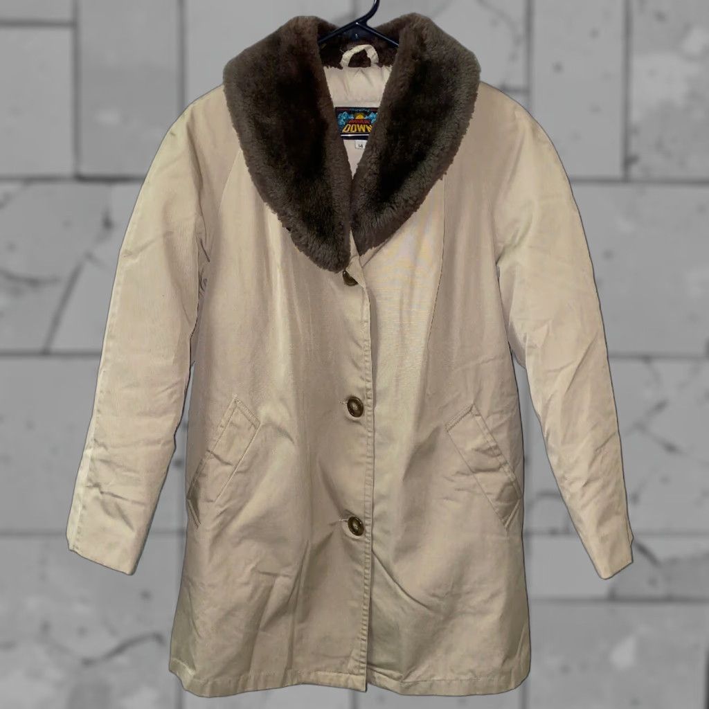 Eddie Bauer Eddie Bauer Womens DOWN Beige Button Front Jacket Size 14 Size XL / US 12-14 / IT 48-50 - 1 Thumbnail