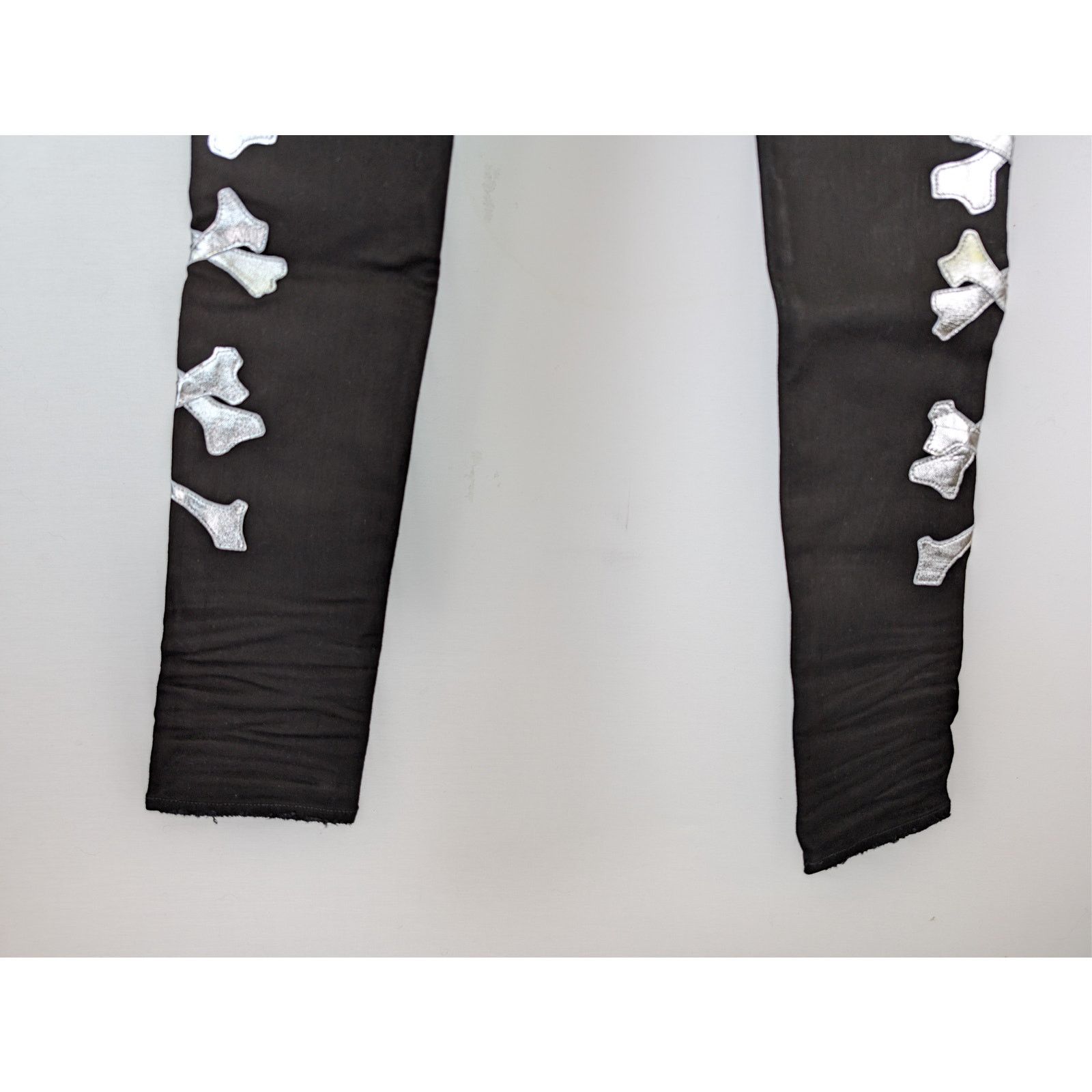 Amiri o1rshd1 Bones Jean Denim Jeans in Black/Silver Size US 30 / EU 46 - 14 Thumbnail