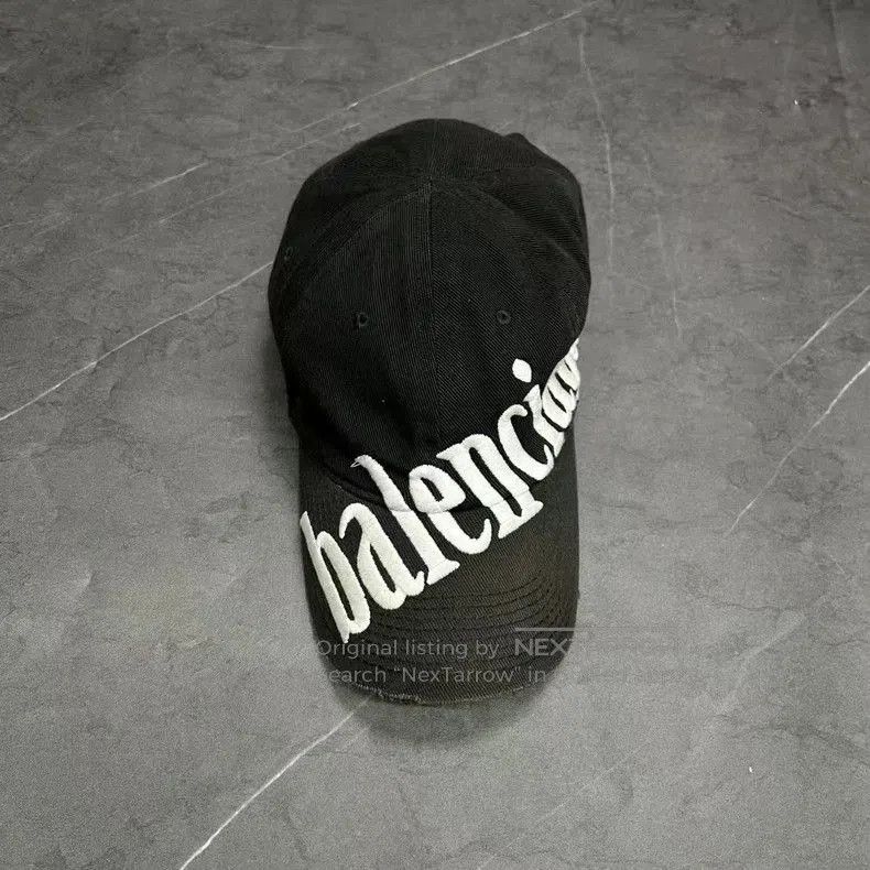 Balenciaga Balenciaga Distressed Logo Baseball Cap. Size ONE SIZE - 1 Thumbnail