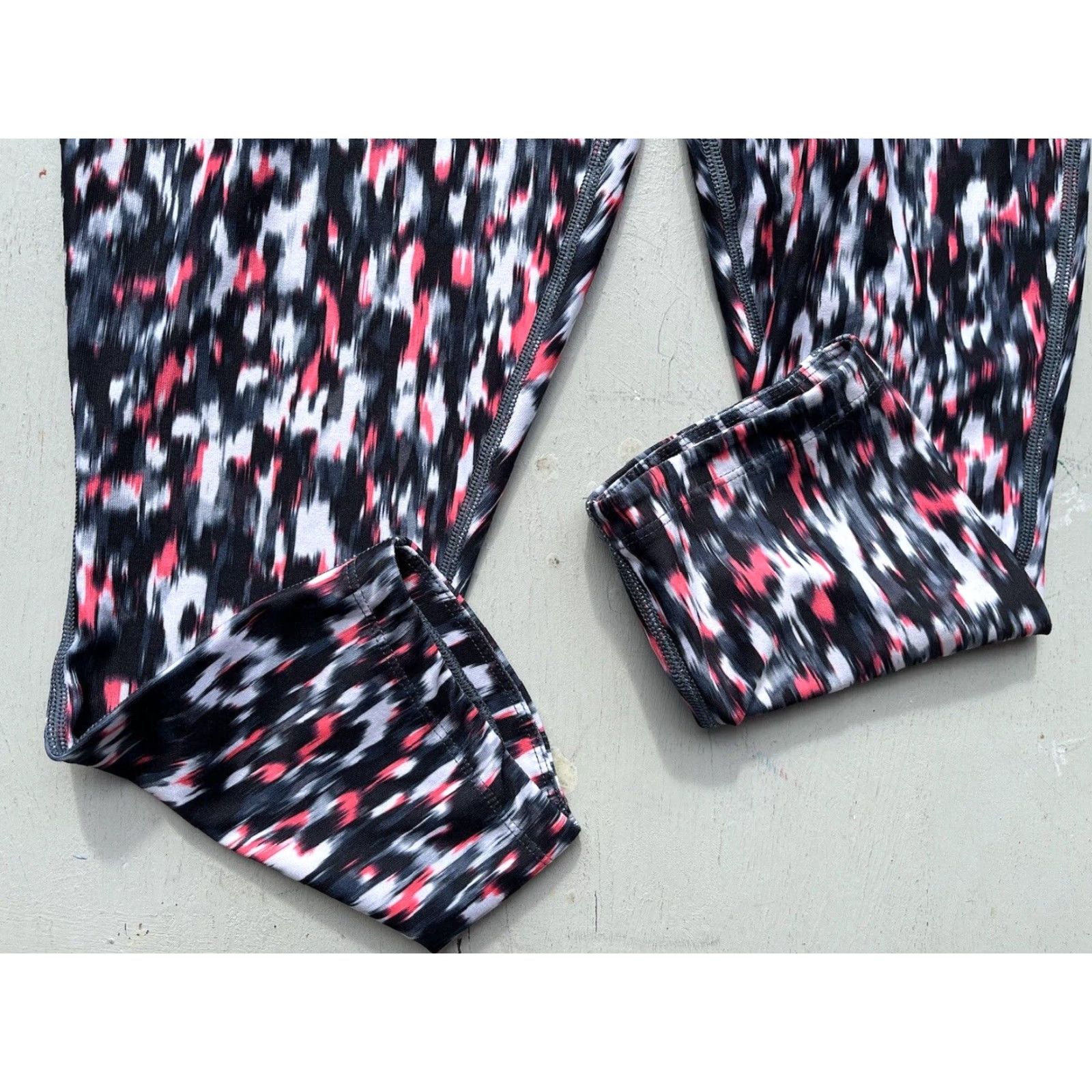 Nike Nike Women's Bottoms Multicolor Colorblock M Stretch Active Leggings Pull-On Gym II Size 32" / US 10 / IT 46 - 6 Thumbnail