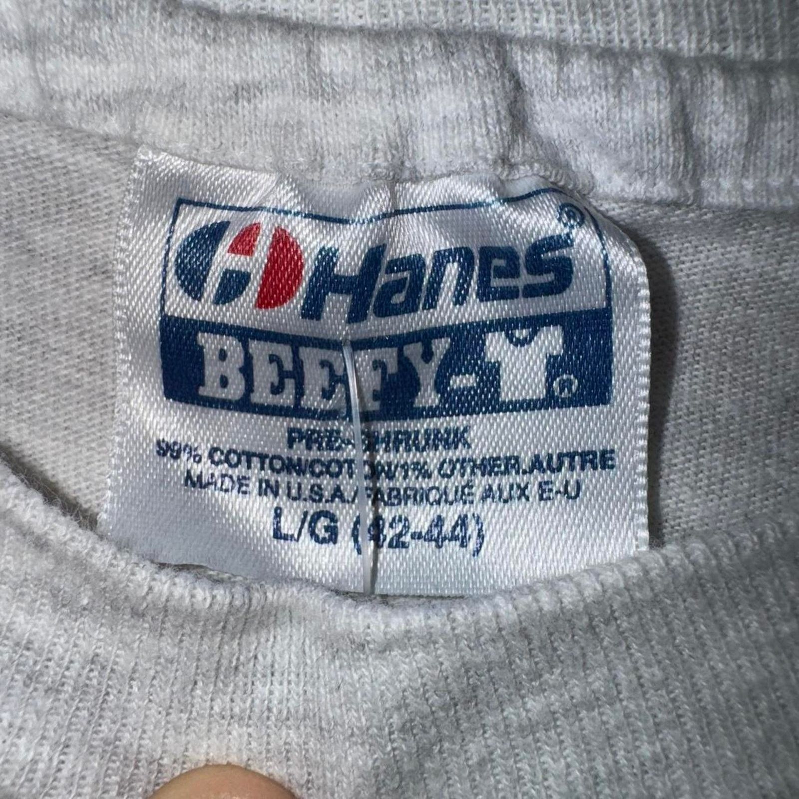 Hanes Vintage y2k abstract art paint cowboy boots 1990s t-shirt Size US L / EU 52-54 / 3 - 4 Thumbnail