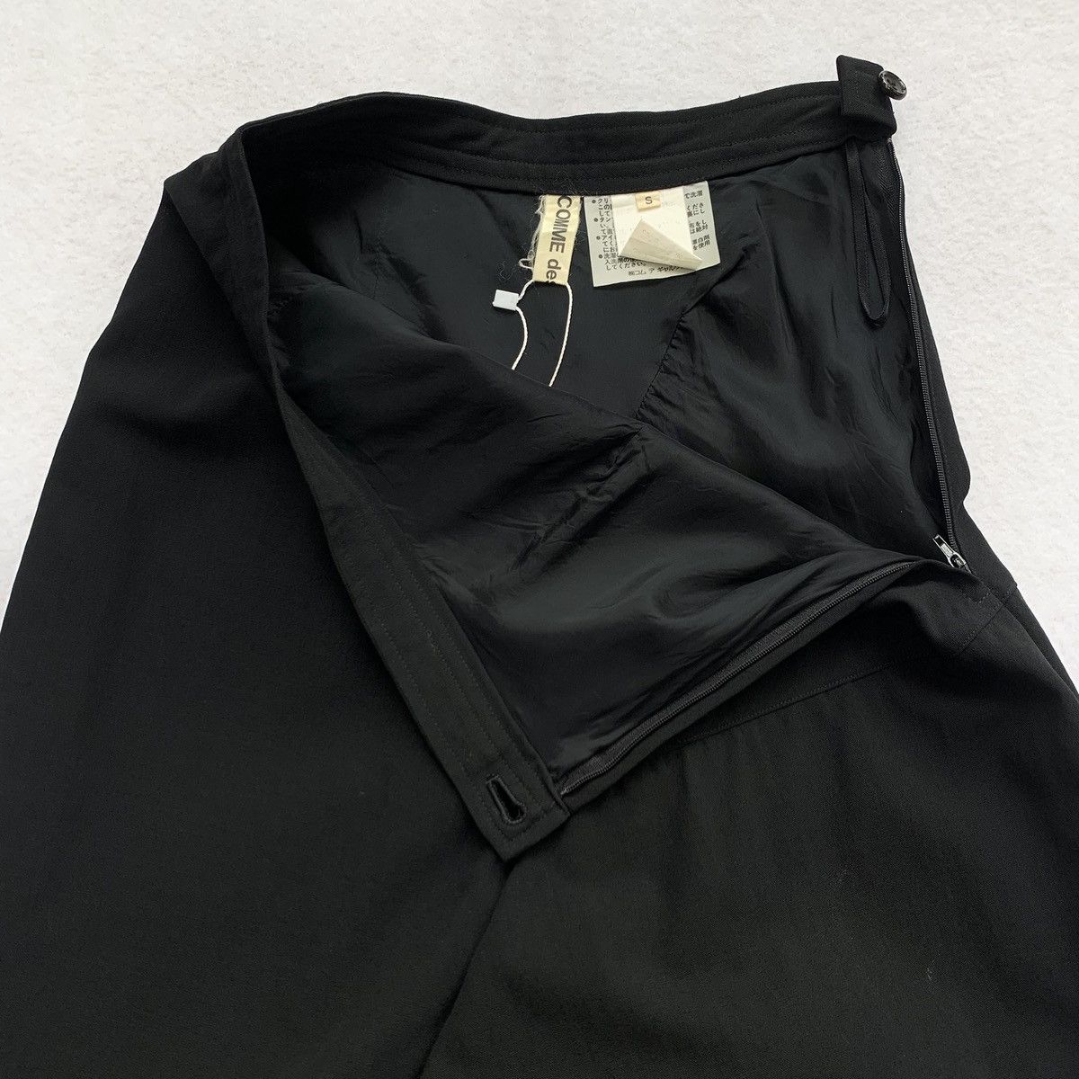 Comme des Garcons 1990s Comme Des Garcons Draped Asymmetrical Skirt Size 24" / US 00 / IT 34 - 7 Thumbnail