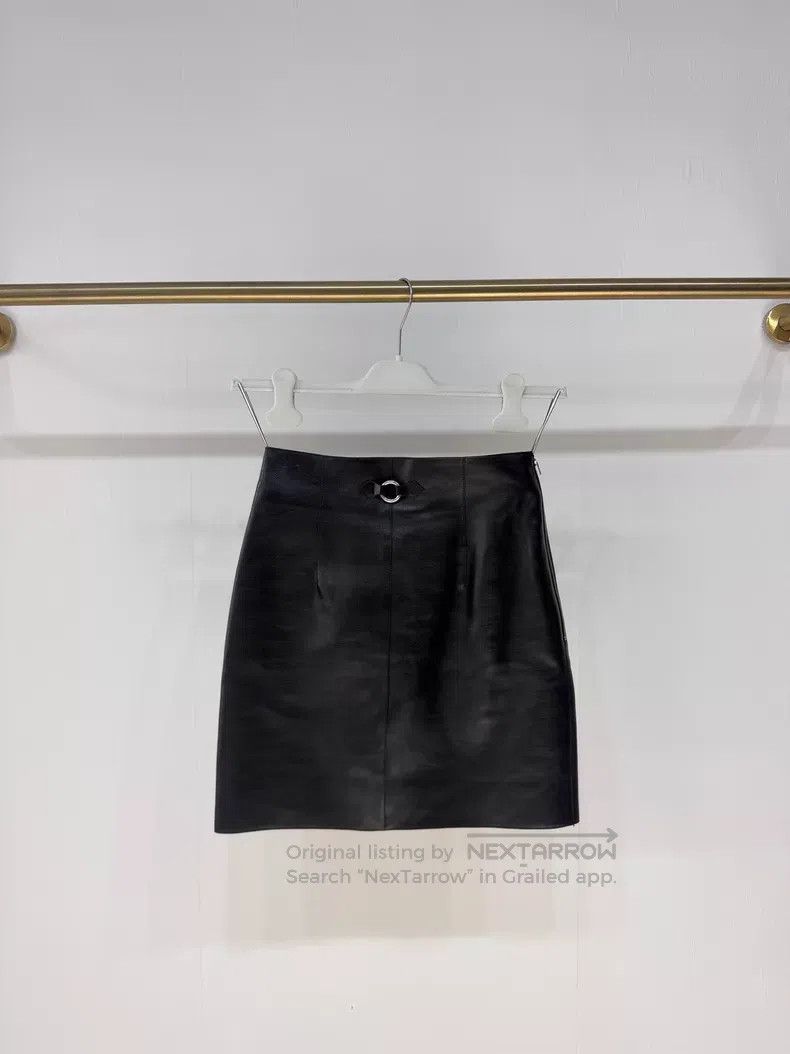 Hermes Hermes Waist-decorated pencil leather skirt Size 24" / US 00 / IT 34 - 1 Thumbnail