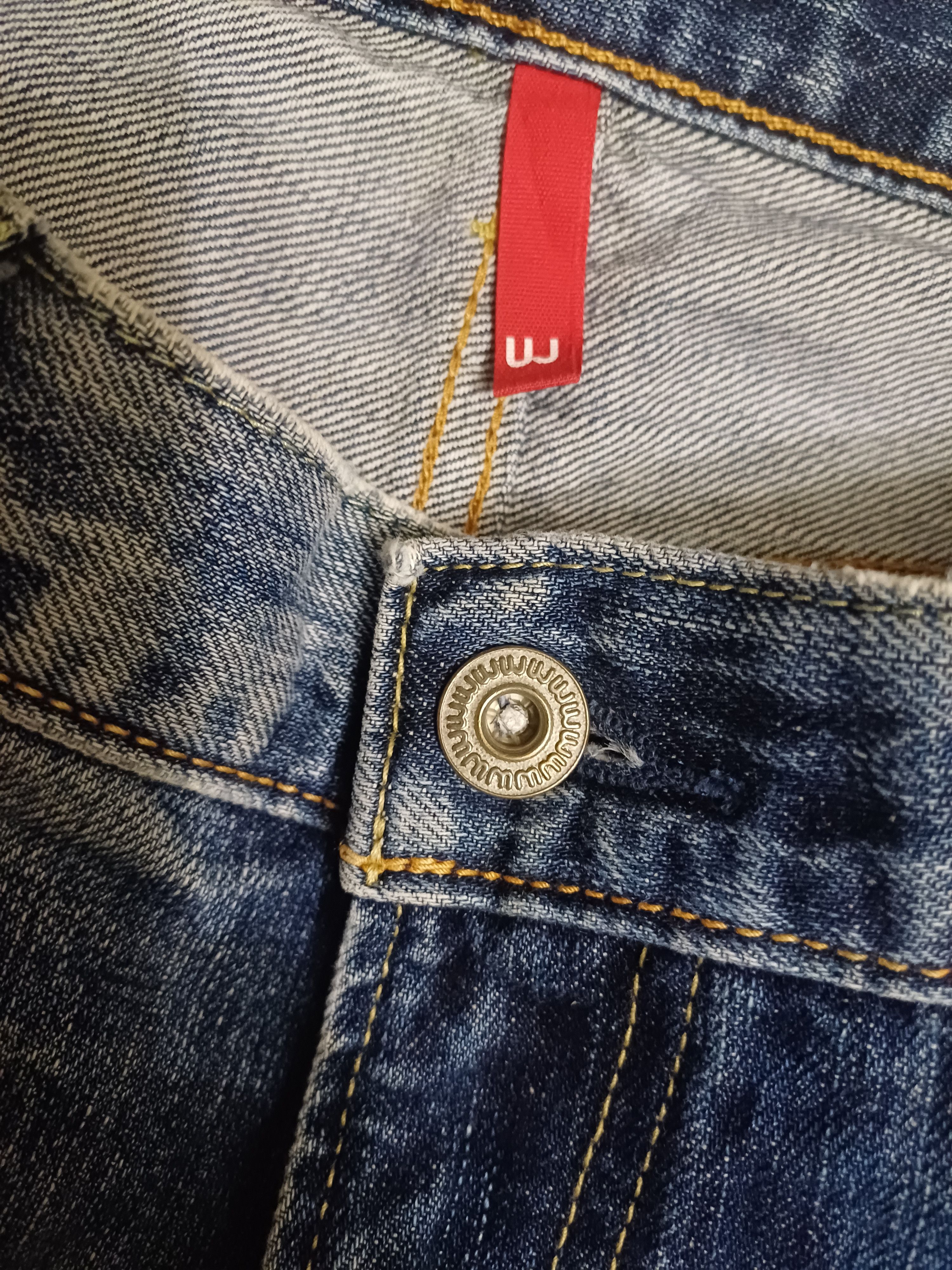 Japanese Brand × Uniqlo S002 Vintage Uniqlo Nice Faded Patina Distressed Jeans Size US 33 - 7 Thumbnail