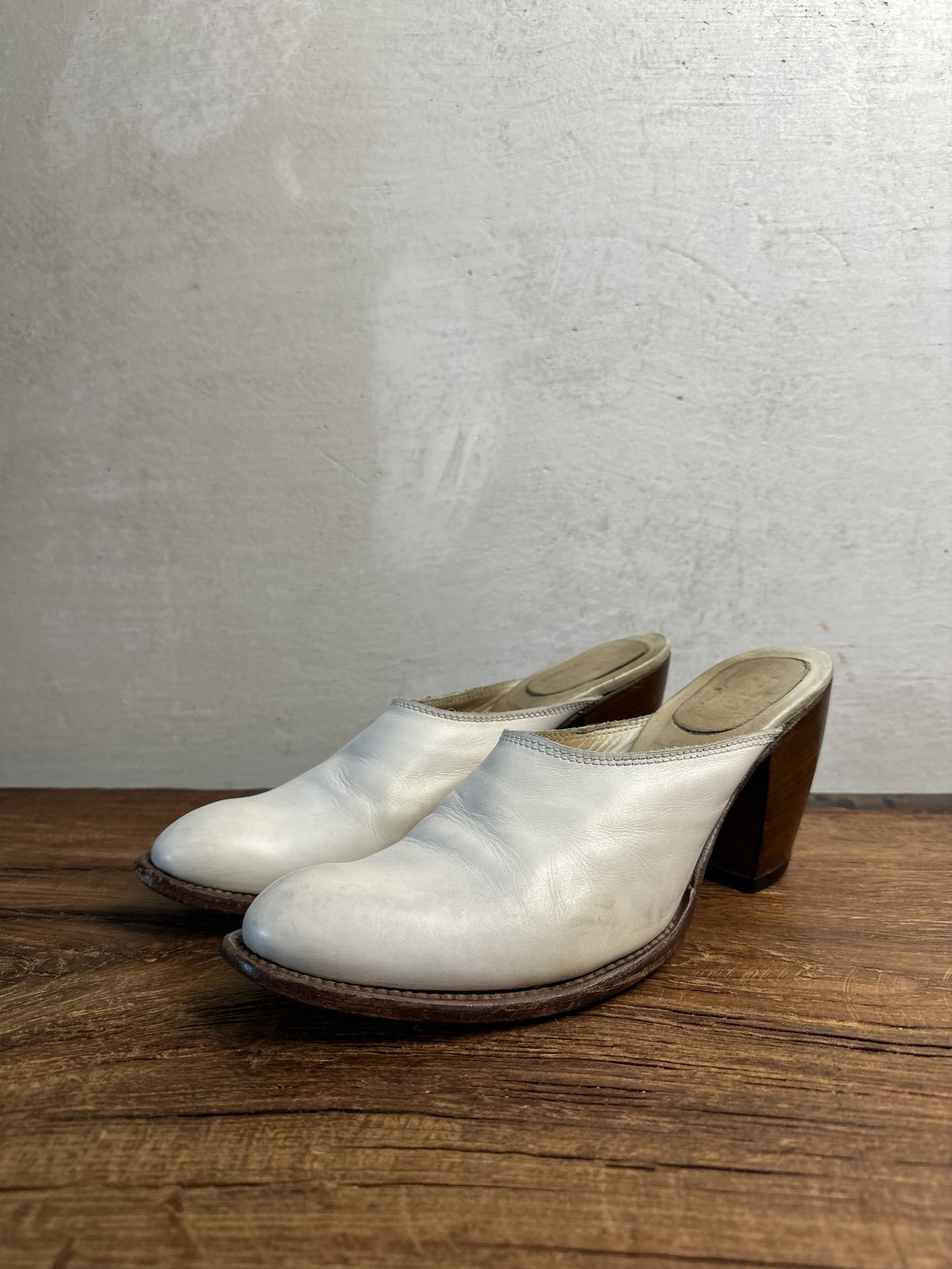 Gianni Barbato Gianni Barbato White Leather Mules Size US 9 / IT 39 - 2 Thumbnail