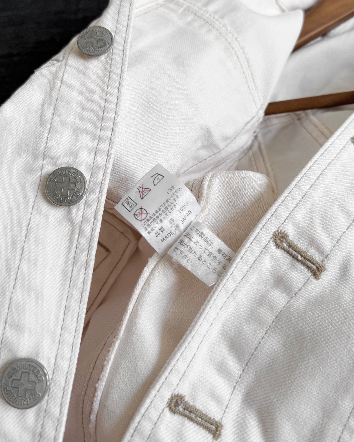 Jean Paul Gaultier VINTAGE90s JEAN PAUL GAULTIER OFF WHITE CROPPED DENIM JACKET Size S / US 4 / IT 40 - 6 Thumbnail