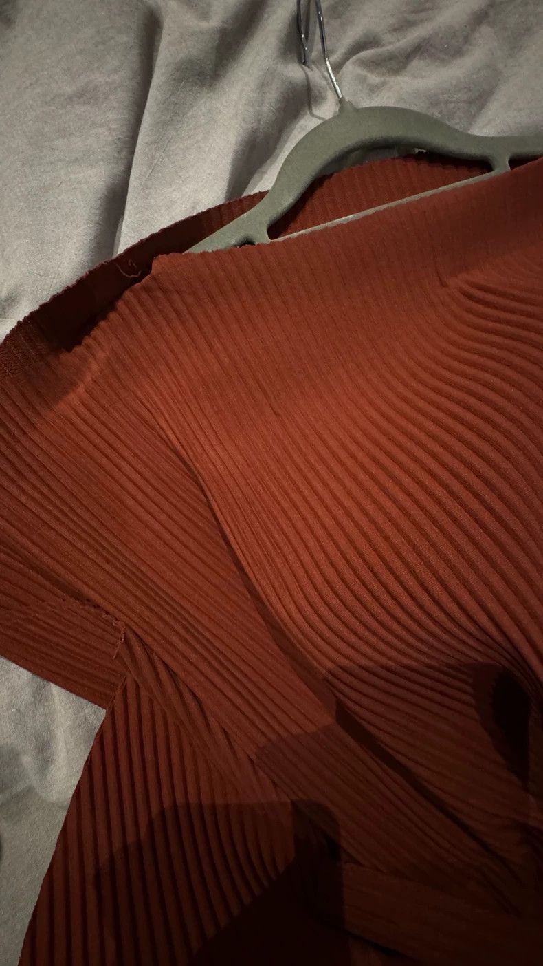 Issey Miyake Issey Miyake size:one size Jujube red pleated dress Size XS / US 0-2 / IT 36-38 - 4 Thumbnail