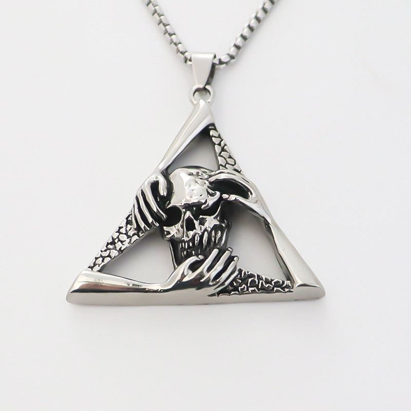 Japanese Brand Triangle Skull Head Necklace Size ONE SIZE - 3 Thumbnail