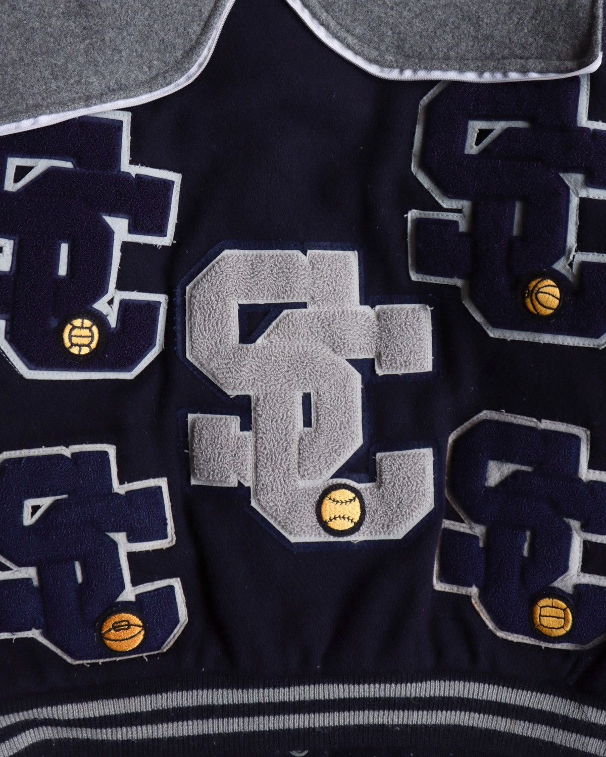 Vintage 80s Vintage 80s Varsity Hooded Cropped Jacket - M/L Size US M / EU 48-50 / 2 - 6 Thumbnail