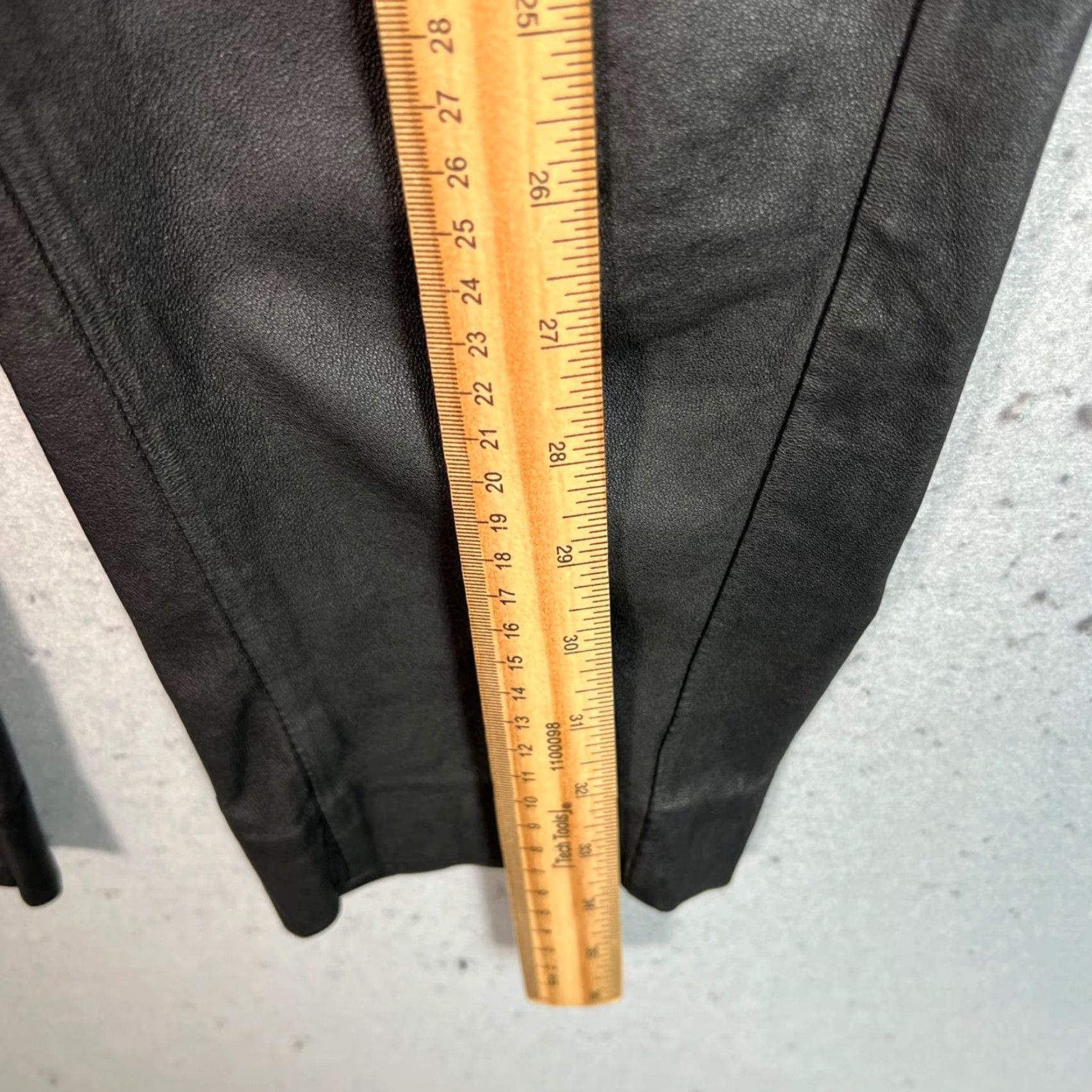 Whistles Whistles Black Leather Tapered Leg Pants Womens Size 4 Size 27" / US 4 / IT 40 - 7 Thumbnail