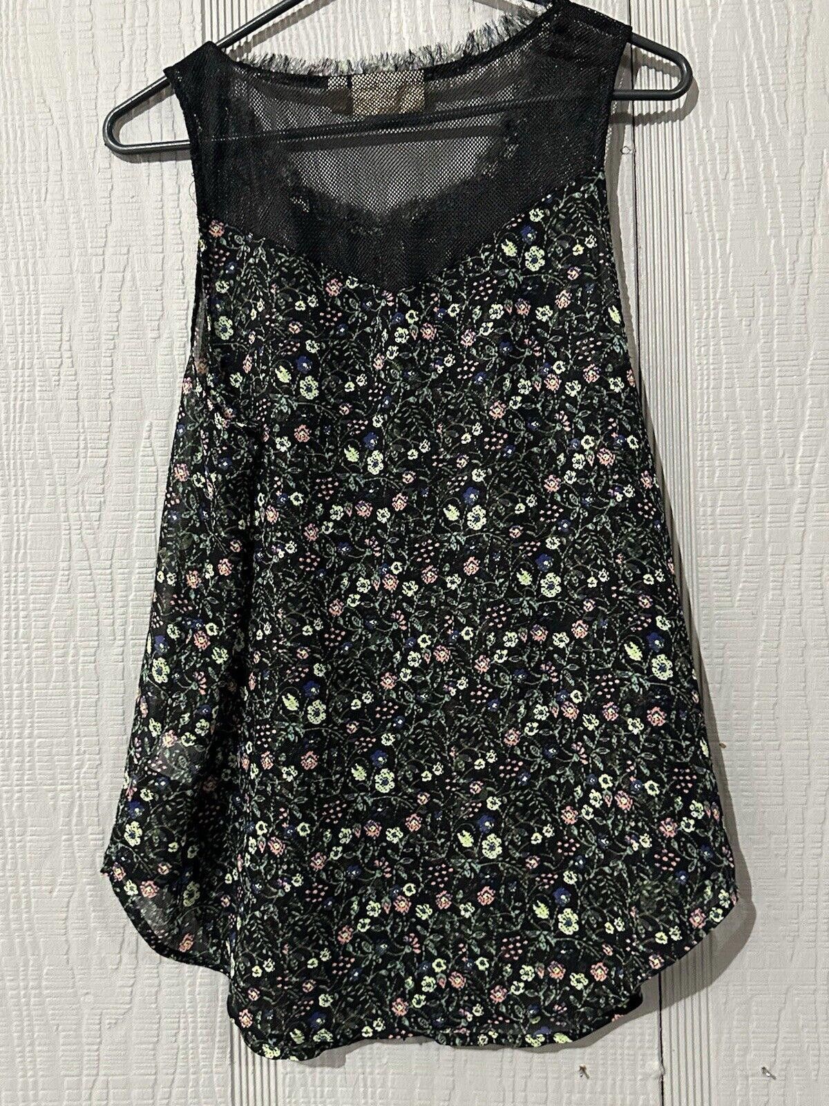 Designer vera wang top Tank Large Cottage Core Floral Black Semisheer Size M / US 6-8 / IT 42-44 - 4 Thumbnail