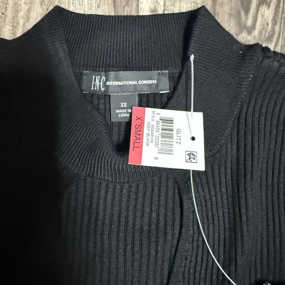 UNIK International Inc. INC International Concepts Black Ribbed Keyhole Crewneck Size XS / US 0-2 / IT 36-38 - 4 Thumbnail
