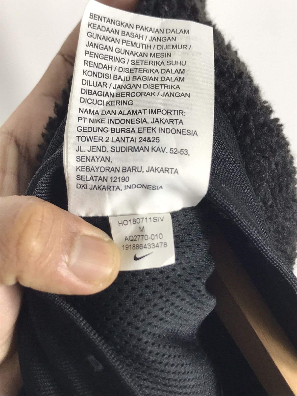 Nike 🔥Nike Embroidered Sherpa Fleece Zipper Sweatpants Size US 33 - 10 Thumbnail