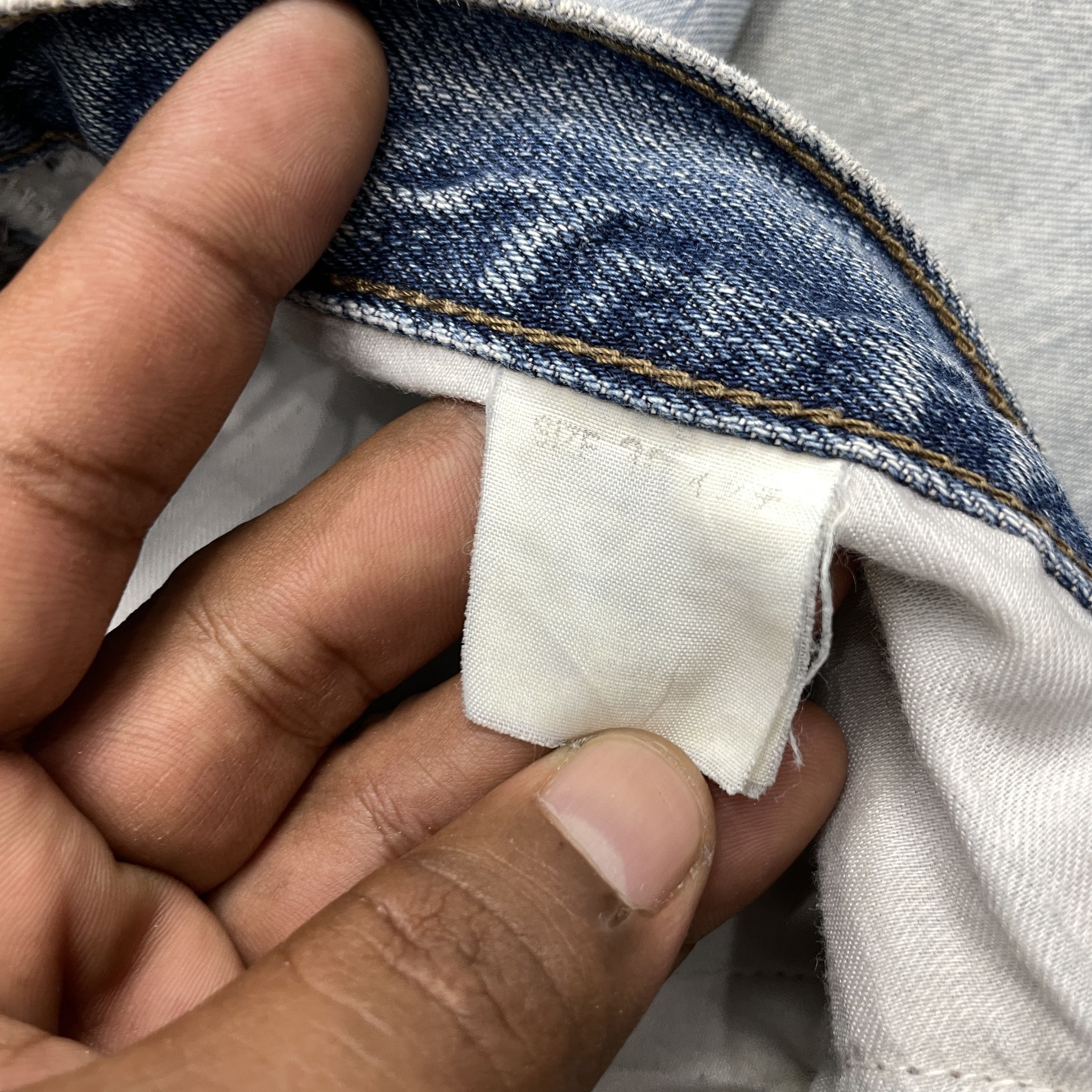 Levi's × Vintage Vintage Levi's 533 Faded Distressed Jeans -WC331 Size US 35 - 9 Thumbnail