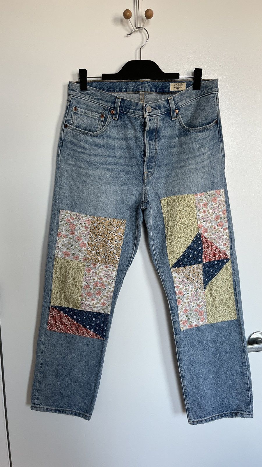 Levi's Levi's Road Trippin Anniversary Jeans Embroidered Size US 33 - 1 Thumbnail